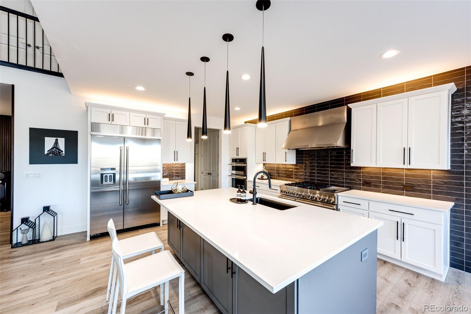 Castle Rock, Colorado, 80104, United States, 4 Bedrooms Bedrooms, ,4 BathroomsBathrooms,Residential,Active,2001365