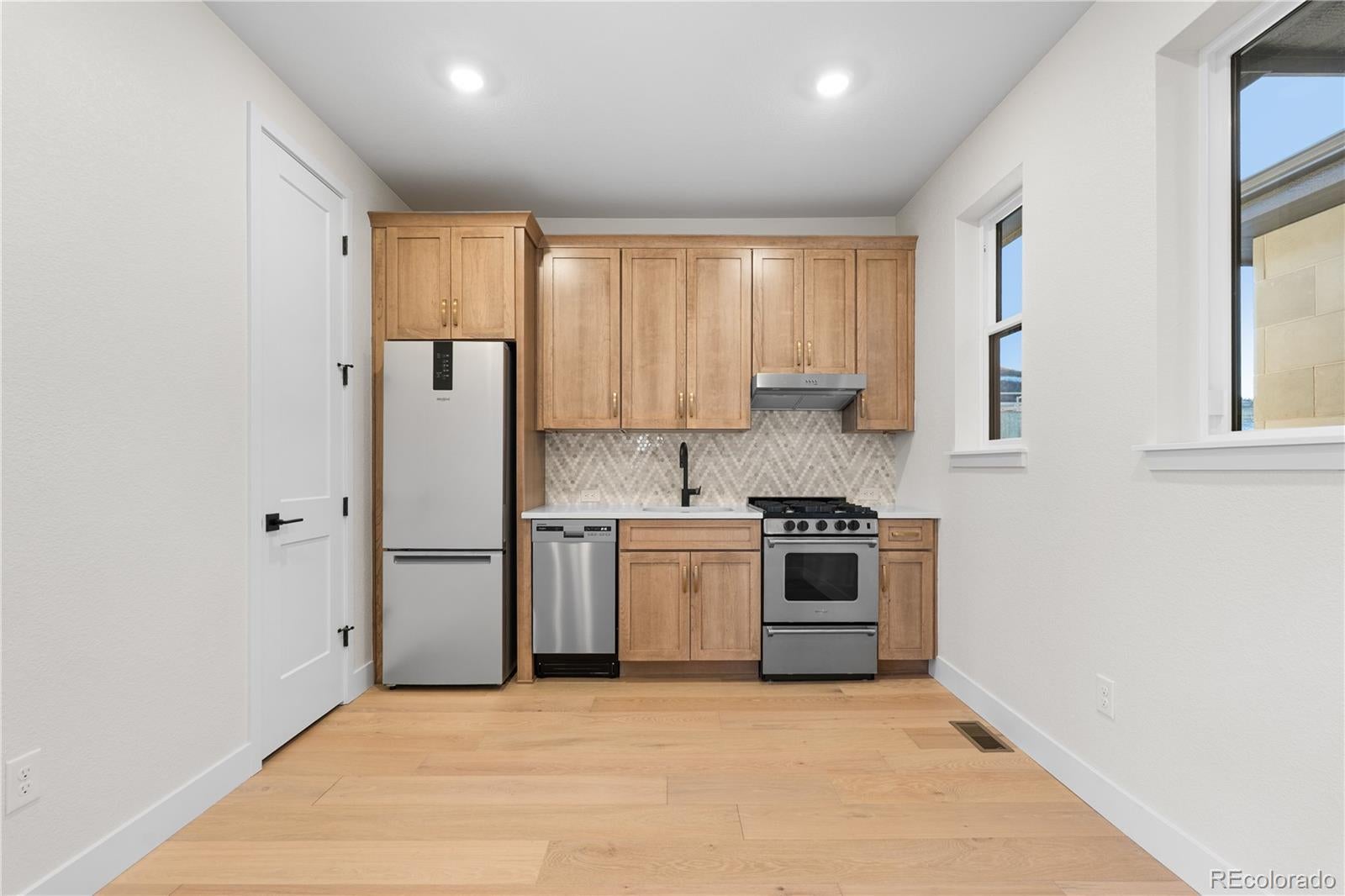 Parker, Colorado, 80134, United States, 7 Bedrooms Bedrooms, ,7 BathroomsBathrooms,Residential,Active,1988478