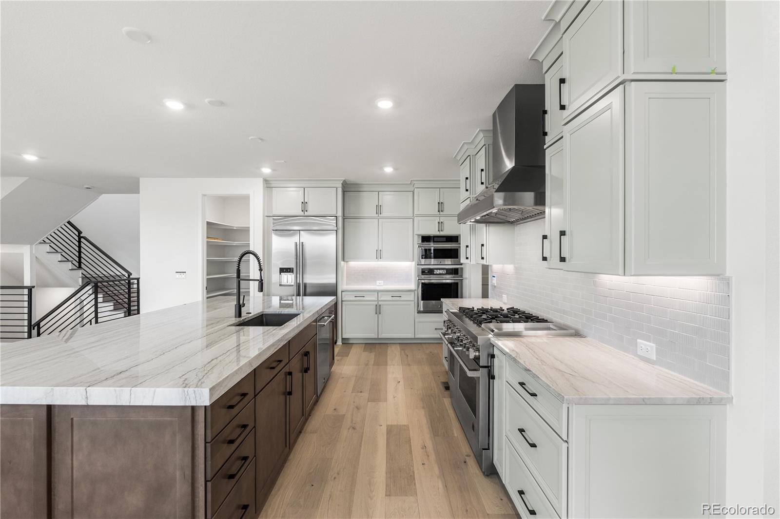 Castle Pines, Colorado, 80108, United States, 6 Bedrooms Bedrooms, ,6 BathroomsBathrooms,Residential,Active,1992297