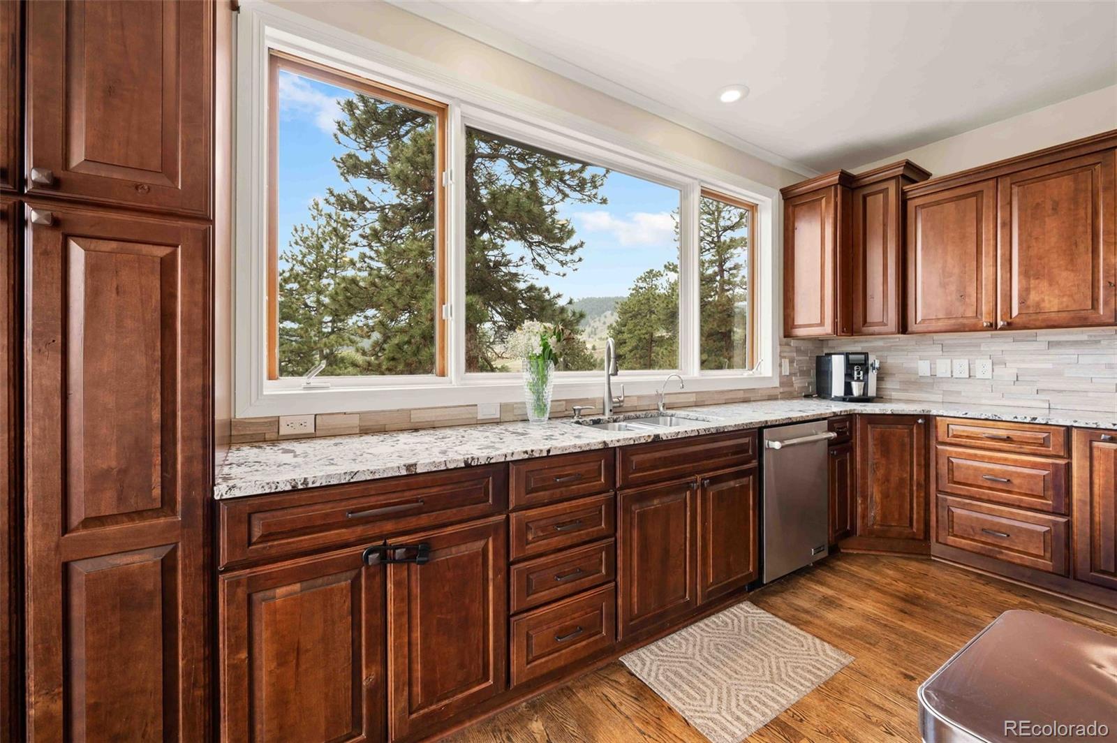 Golden, Colorado, 80401, United States, 4 Bedrooms Bedrooms, ,5 BathroomsBathrooms,Residential,Active,1922327