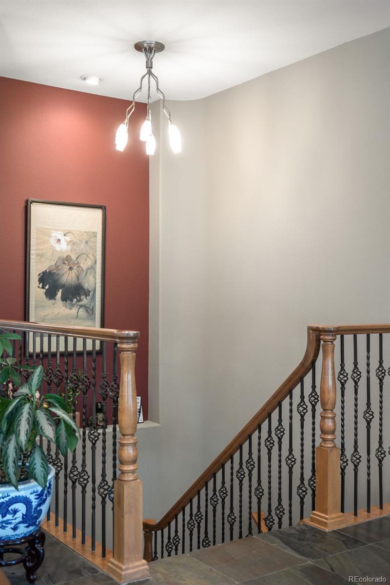 Lone Tree, Colorado, 80124, United States, 4 Bedrooms Bedrooms, ,5 BathroomsBathrooms,Residential,Active,1909066