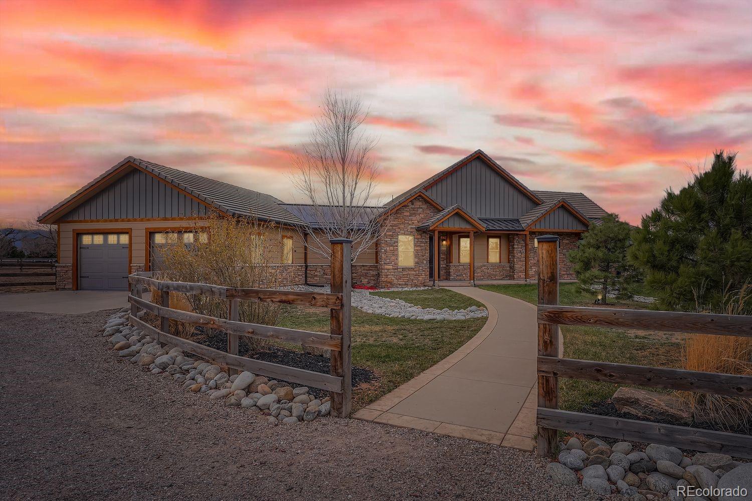 Littleton, Colorado, 80125, United States, 4 Bedrooms Bedrooms, ,5 BathroomsBathrooms,Residential,Active,2008311