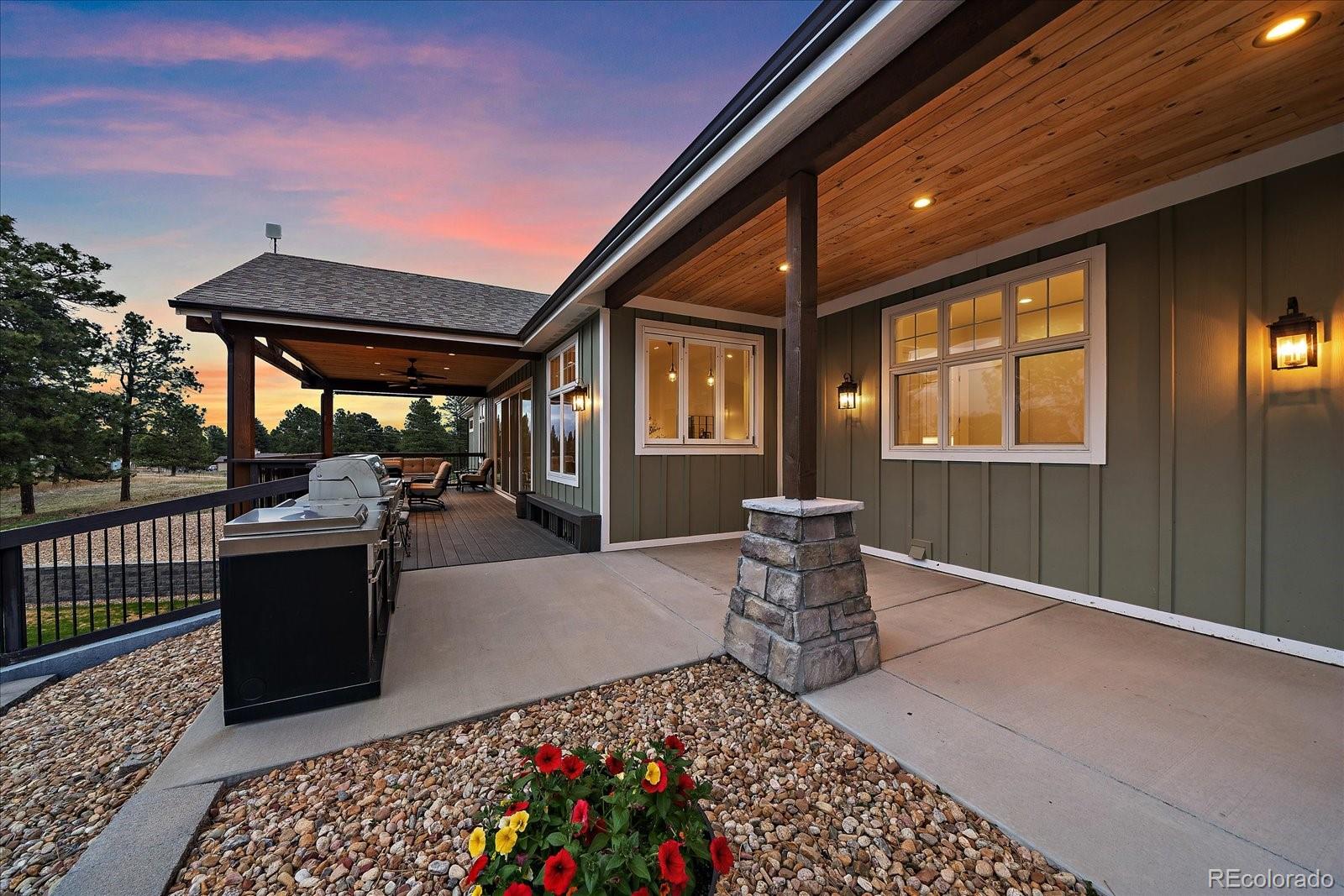 Parker, Colorado, 80138, United States, 4 Bedrooms Bedrooms, ,6 BathroomsBathrooms,Residential,Contingent,2052131