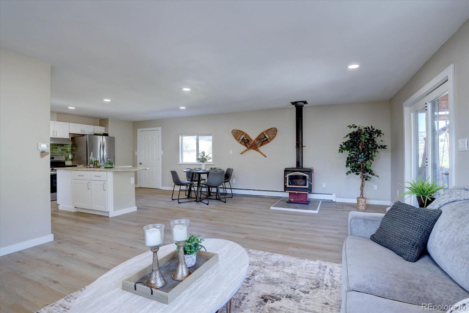 Lyons, Colorado, 80540, United States, 3 Bedrooms Bedrooms, ,2 BathroomsBathrooms,Residential,Active,1970923