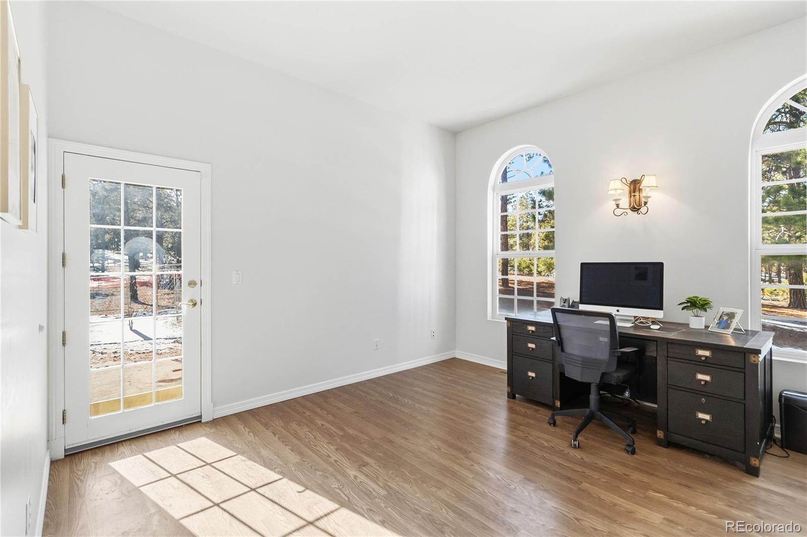 Colorado Springs, Colorado, 80908, United States, 9 Bedrooms Bedrooms, ,6 BathroomsBathrooms,Residential,Active,2015791