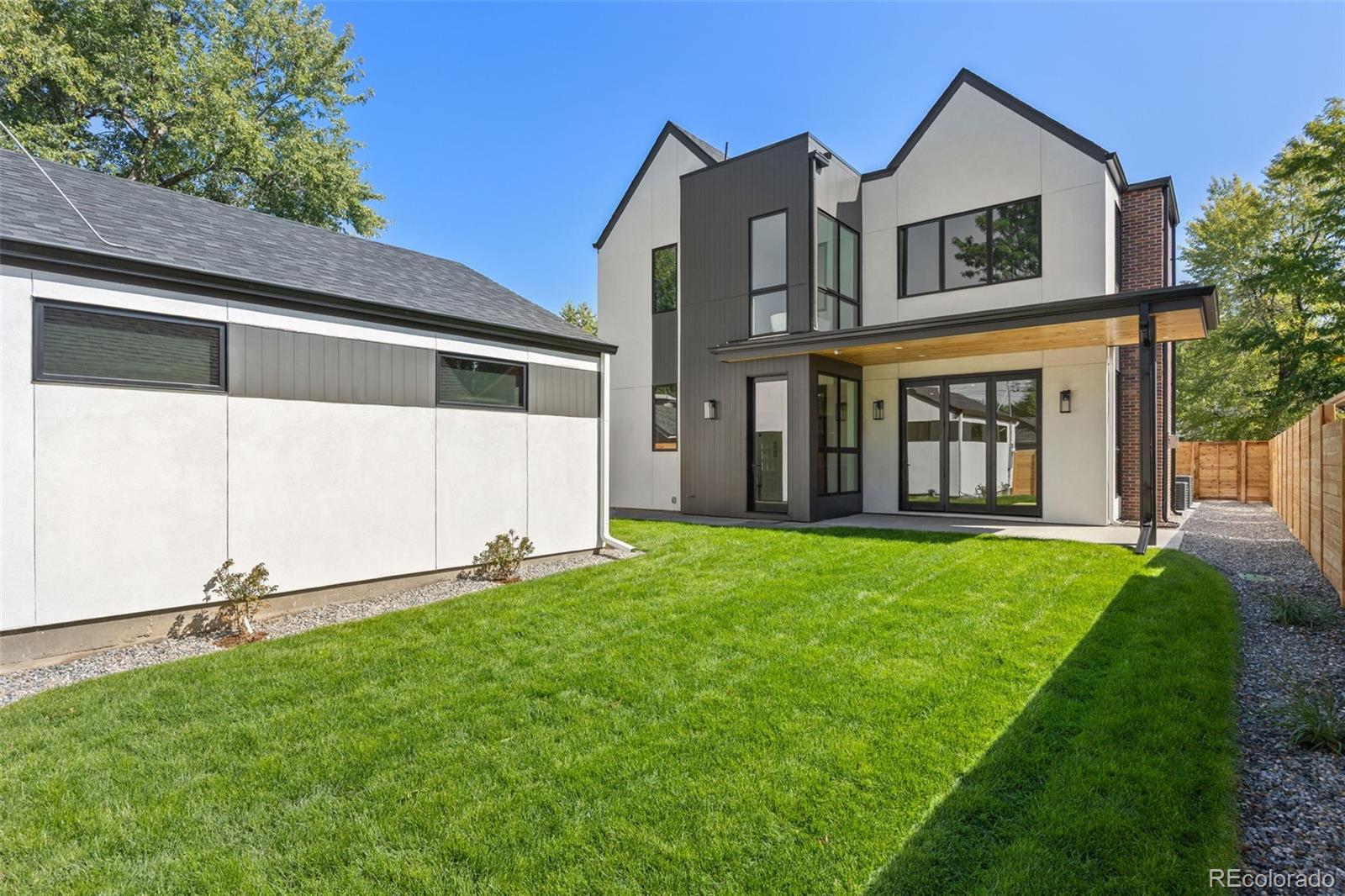 Denver, Colorado, 80210, United States, 7 Bedrooms Bedrooms, ,5 BathroomsBathrooms,Residential,Active,1953007