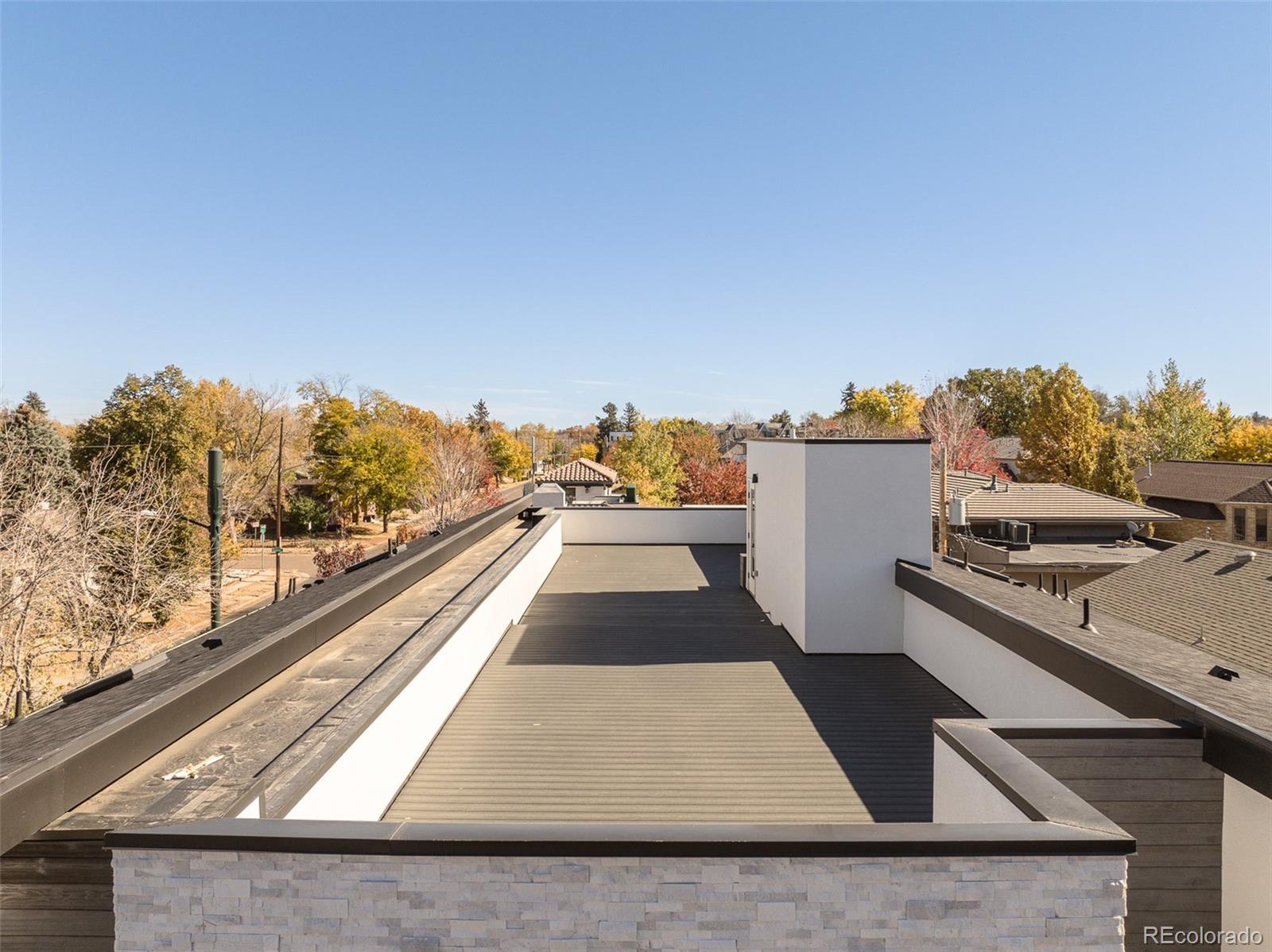 Denver, Colorado, 80206, United States, 3 Bedrooms Bedrooms, ,4 BathroomsBathrooms,Residential,Active,1987227