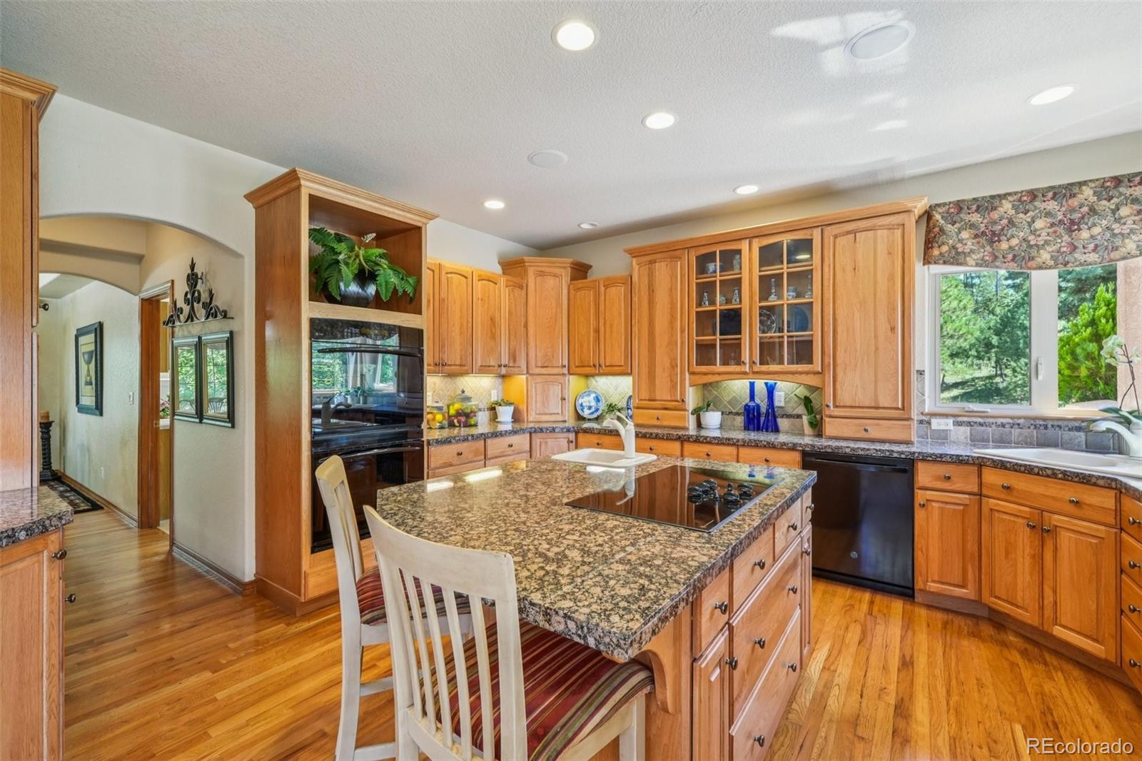 Monument, Colorado, 80132, United States, 5 Bedrooms Bedrooms, ,5 BathroomsBathrooms,Residential,Active,1992261