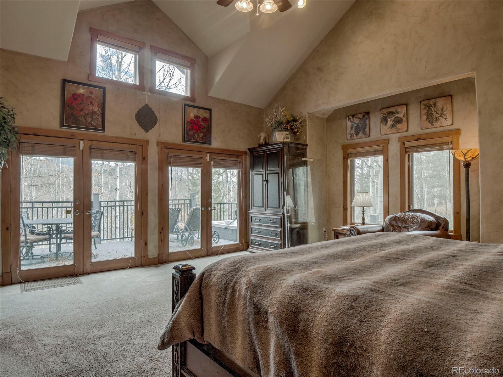 Silverthorne, Colorado, 80498, United States, 5 Bedrooms Bedrooms, ,4 BathroomsBathrooms,Residential,Active,1961917