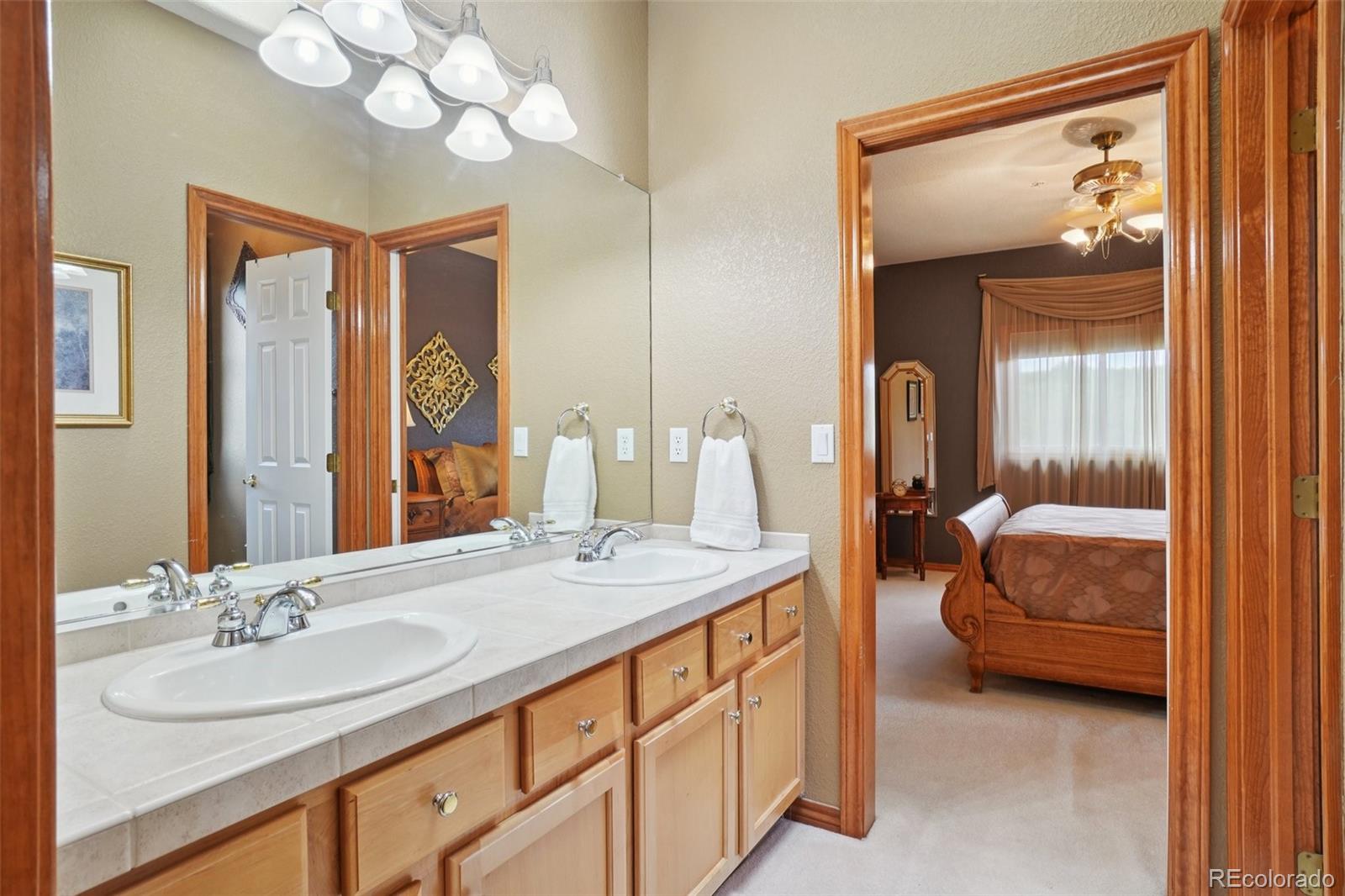 Larkspur, Colorado, 80118, United States, 5 Bedrooms Bedrooms, ,5 BathroomsBathrooms,Residential,Active,1914586