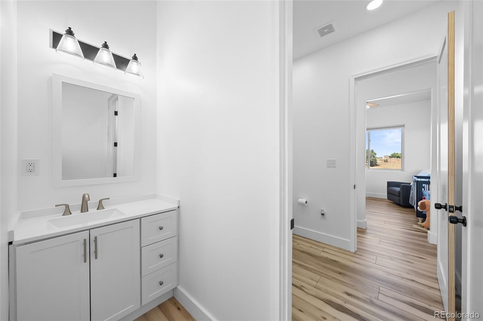 Parker, Colorado, 80134, United States, 3 Bedrooms Bedrooms, ,3 BathroomsBathrooms,Residential,Active,1952066