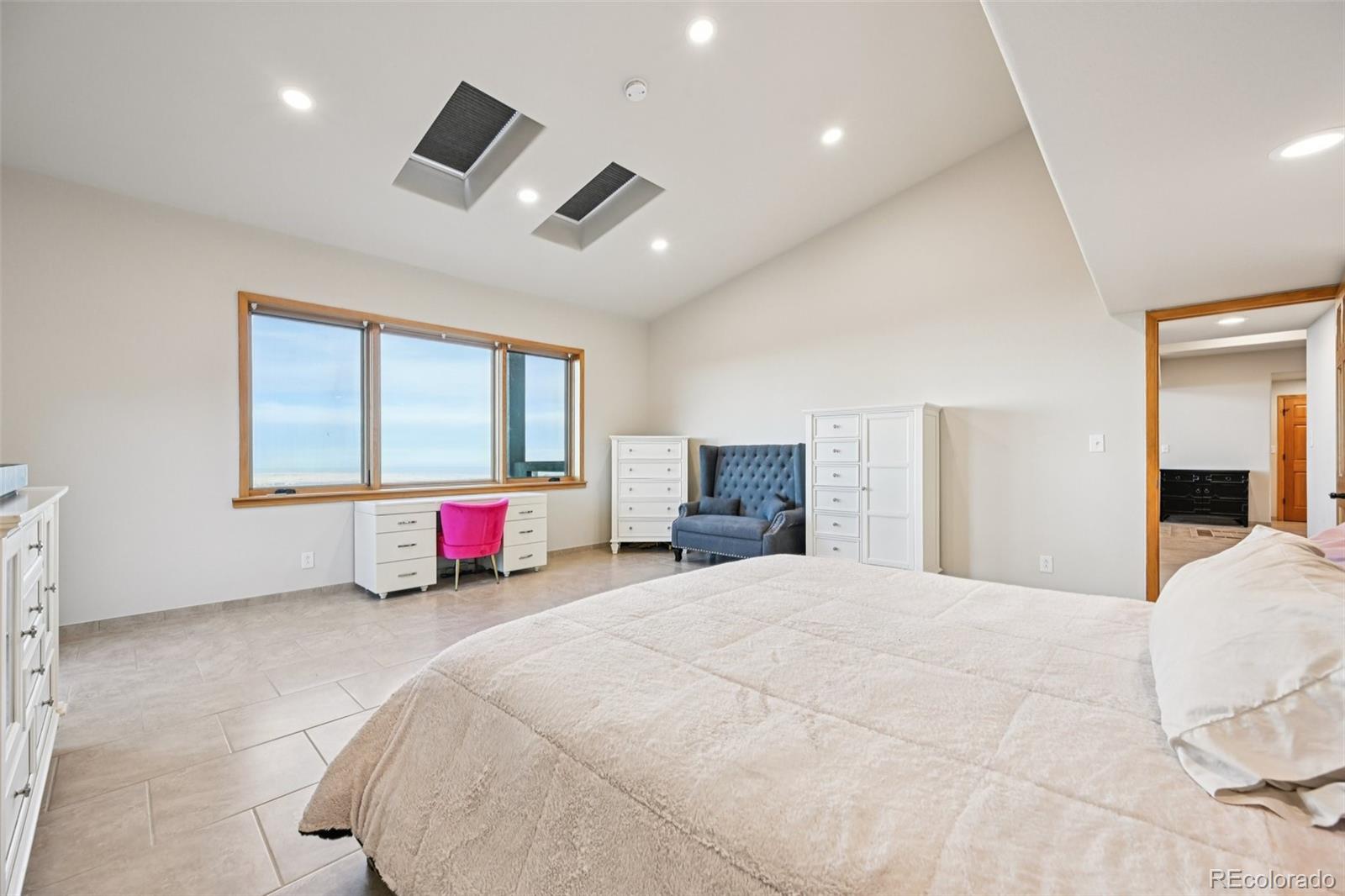 Manitou Springs, Colorado, 80829, United States, 6 Bedrooms Bedrooms, ,6 BathroomsBathrooms,Residential,Active,1997562