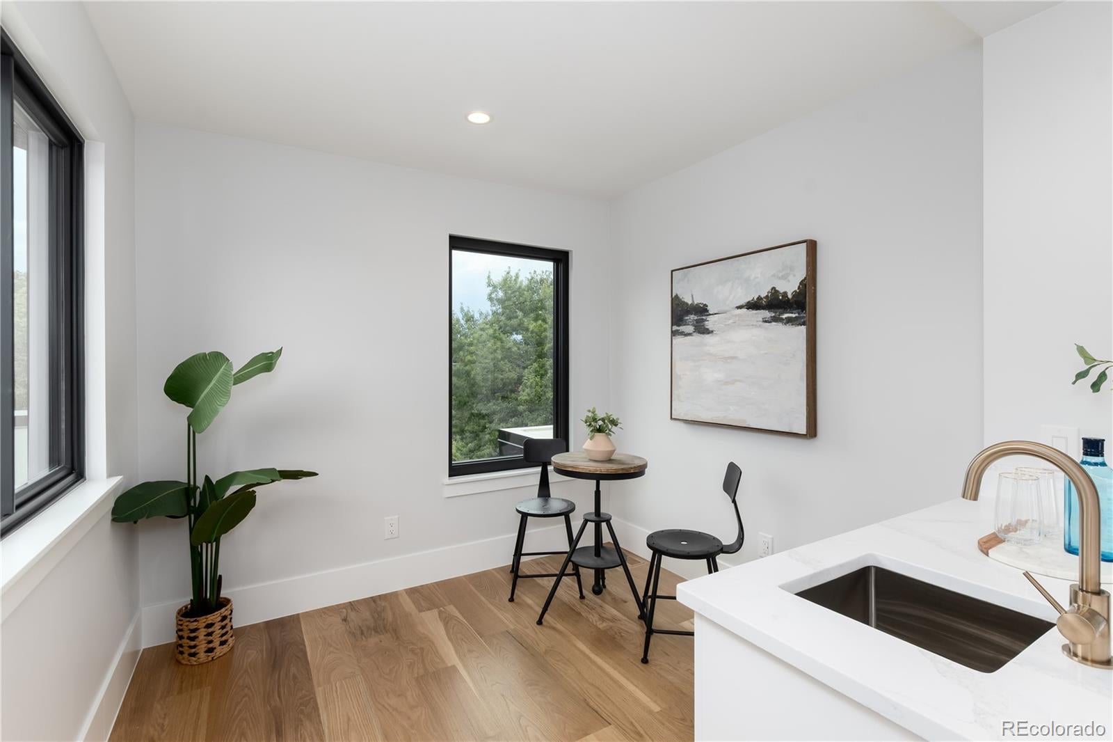 Denver, Colorado, 80206, United States, 4 Bedrooms Bedrooms, ,5 BathroomsBathrooms,Residential,Active,1900194