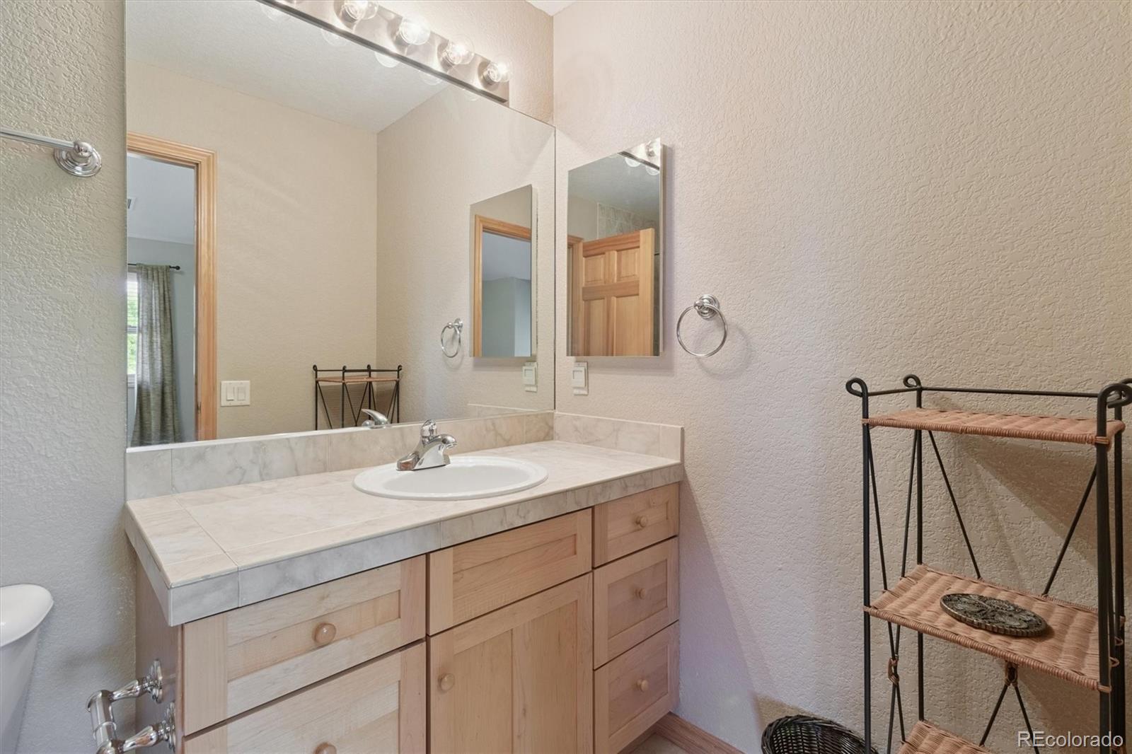 Brighton, Colorado, 80602, United States, 4 Bedrooms Bedrooms, ,4 BathroomsBathrooms,Residential,Active,1952593