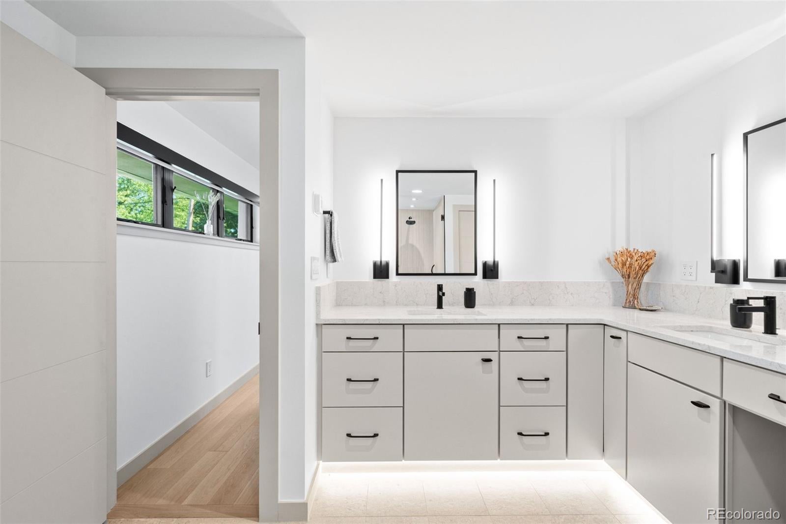 Wheat Ridge, Colorado, 80215, United States, 3 Bedrooms Bedrooms, ,3 BathroomsBathrooms,Residential,Active,2007651