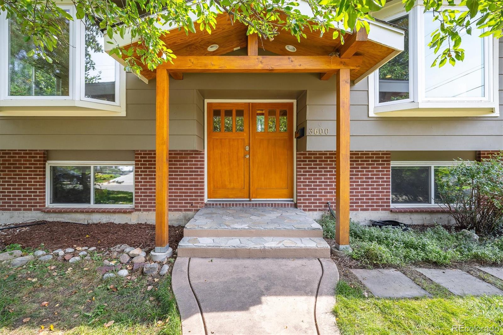 Boulder, Colorado, 80304, United States, 3 Bedrooms Bedrooms, ,2 BathroomsBathrooms,Residential,Active,1944056