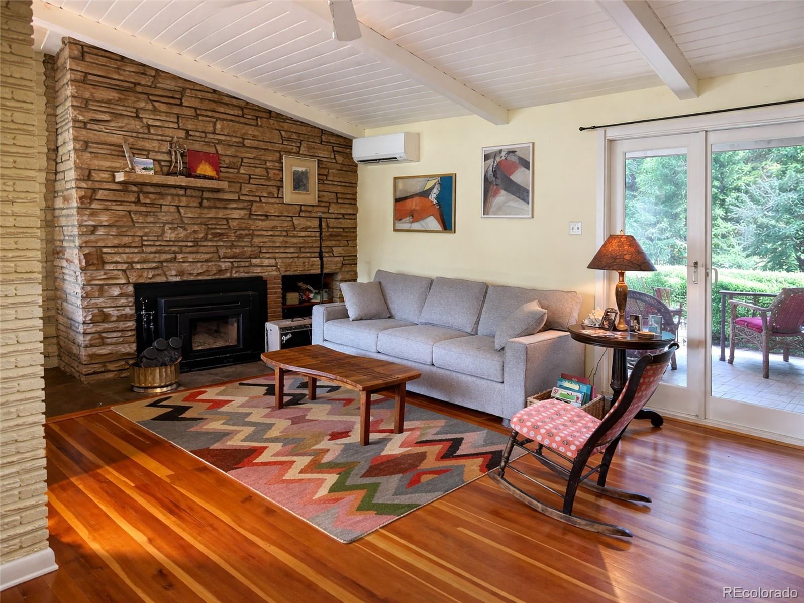 Boulder, Colorado, 80302, United States, 3 Bedrooms Bedrooms, ,2 BathroomsBathrooms,Residential,Active,2011431