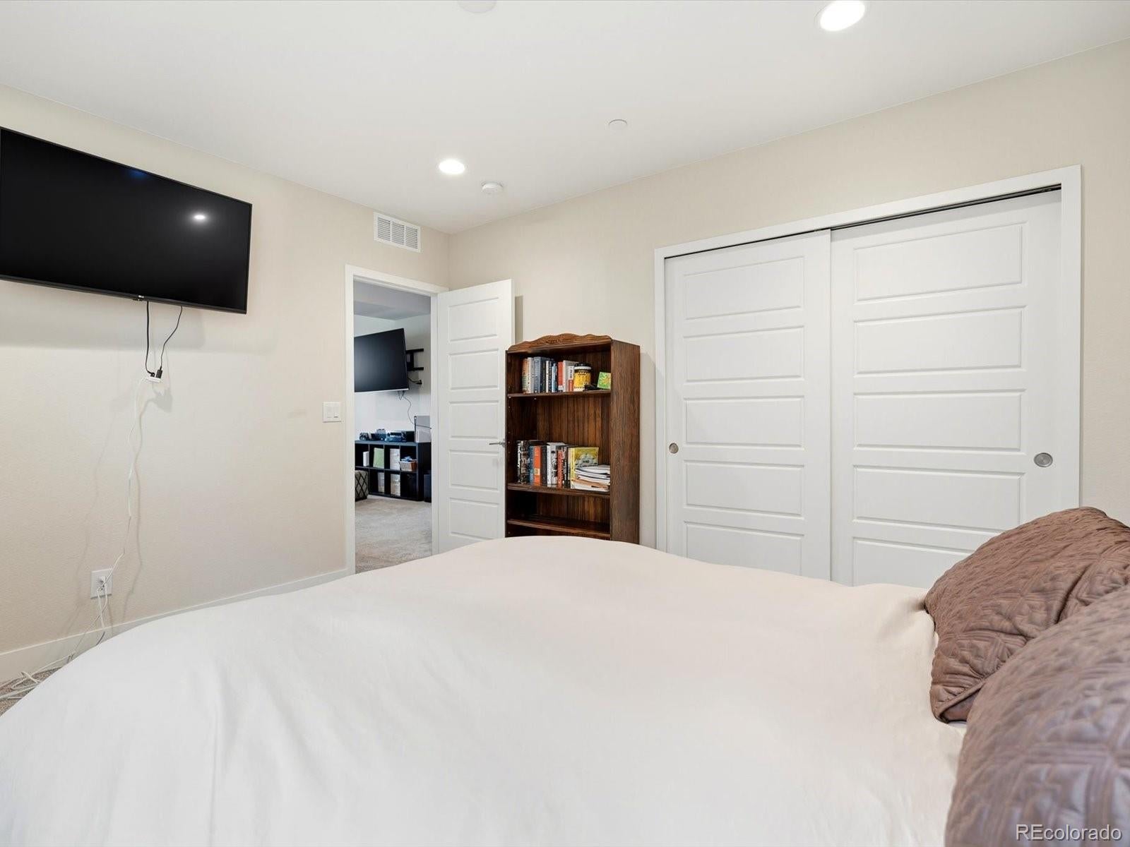 Superior, Colorado, 80027, United States, 4 Bedrooms Bedrooms, ,3 BathroomsBathrooms,Residential,Active,2035597