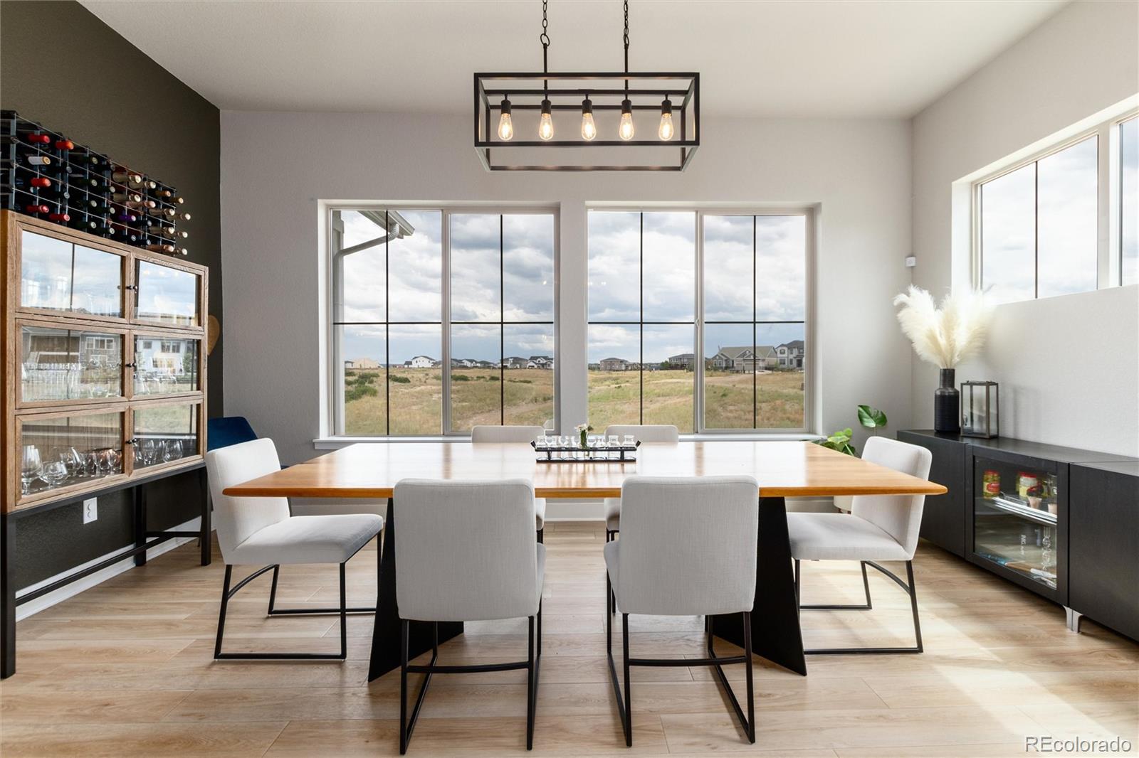 Castle Rock, Colorado, 80108, United States, 5 Bedrooms Bedrooms, ,4 BathroomsBathrooms,Residential,Active,1904162