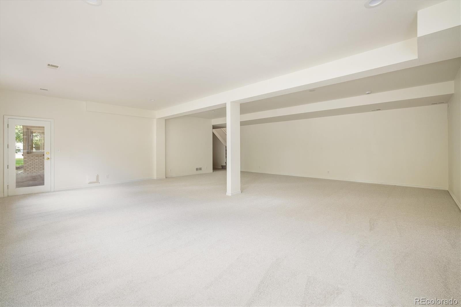 Lafayette, Colorado, 80026, United States, 4 Bedrooms Bedrooms, ,3 BathroomsBathrooms,Residential,Active,1960130