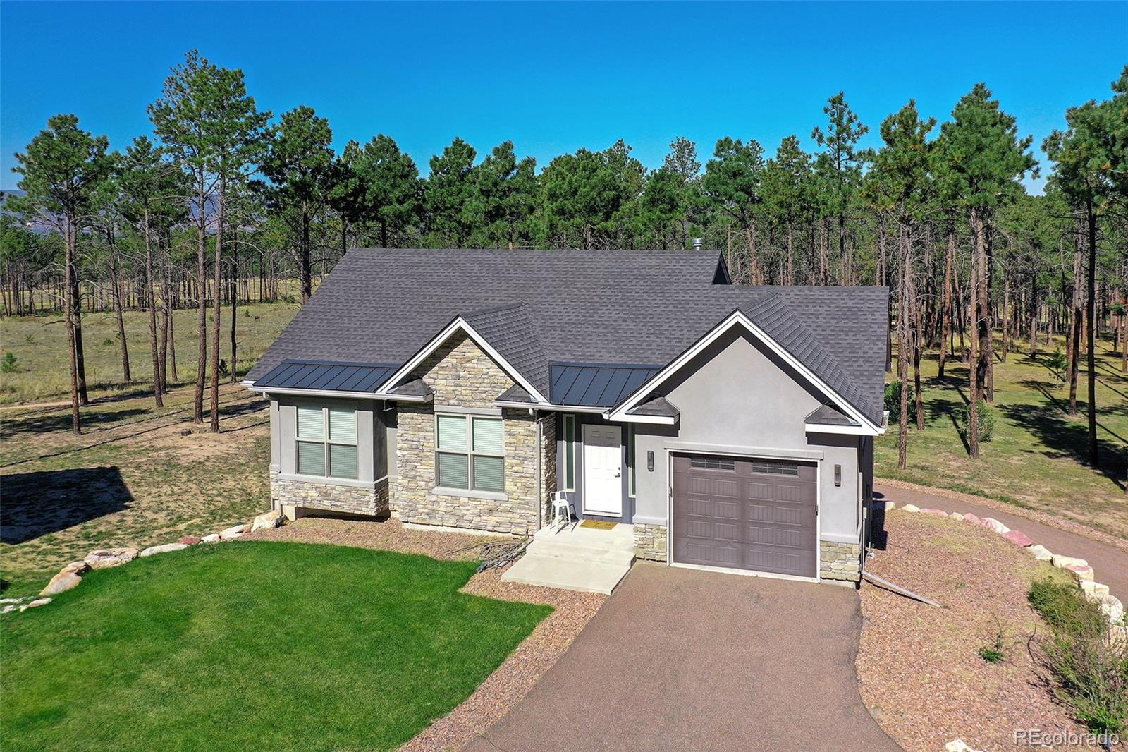 Colorado Springs, Colorado, 80908, United States, 7 Bedrooms Bedrooms, ,7 BathroomsBathrooms,Residential,Active,1941384