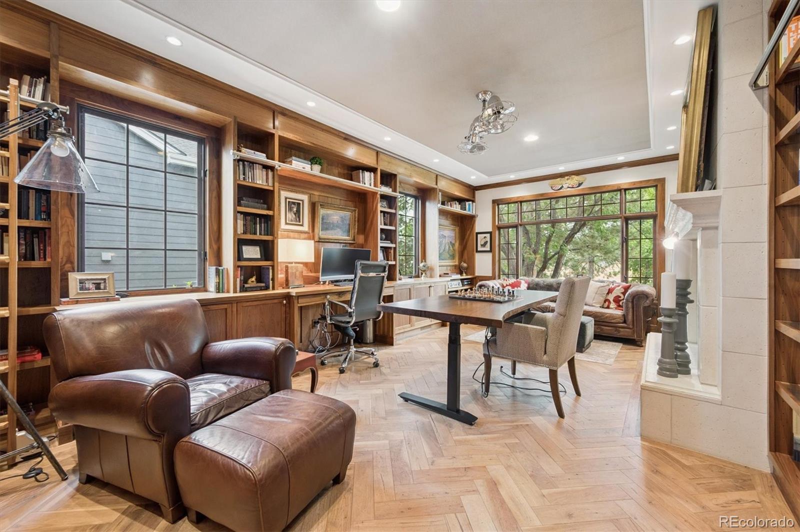 Highlands Ranch, Colorado, 80126, United States, 5 Bedrooms Bedrooms, ,5 BathroomsBathrooms,Residential,Active,1929668