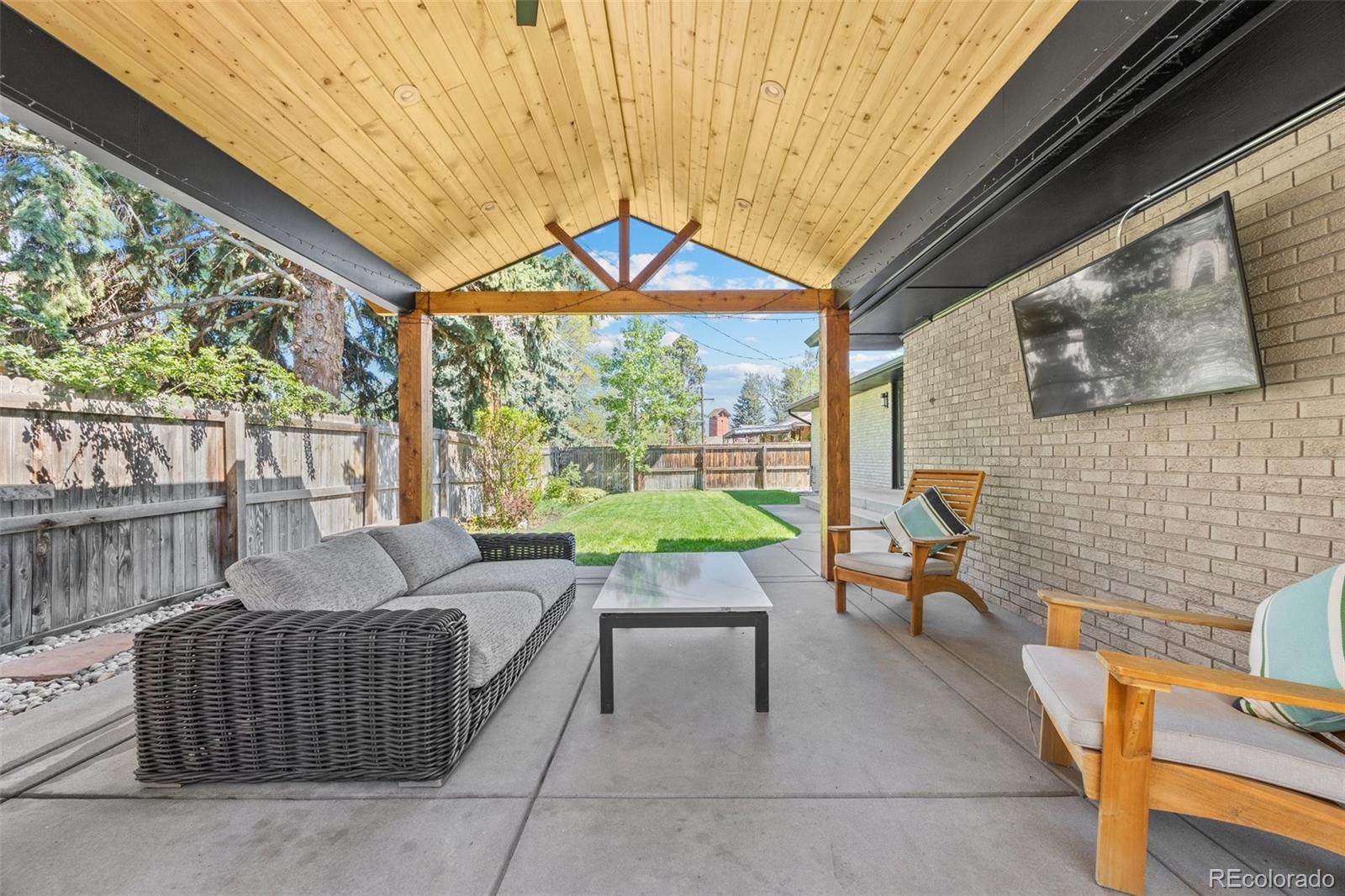 Denver, Colorado, 80210, United States, 5 Bedrooms Bedrooms, ,5 BathroomsBathrooms,Residential,Active,1945244