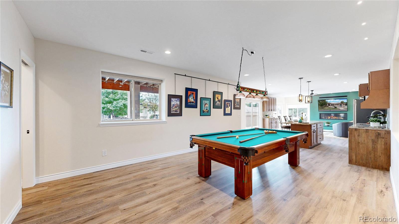 Littleton, Colorado, 80125, United States, 4 Bedrooms Bedrooms, ,4 BathroomsBathrooms,Residential,Active,1945079
