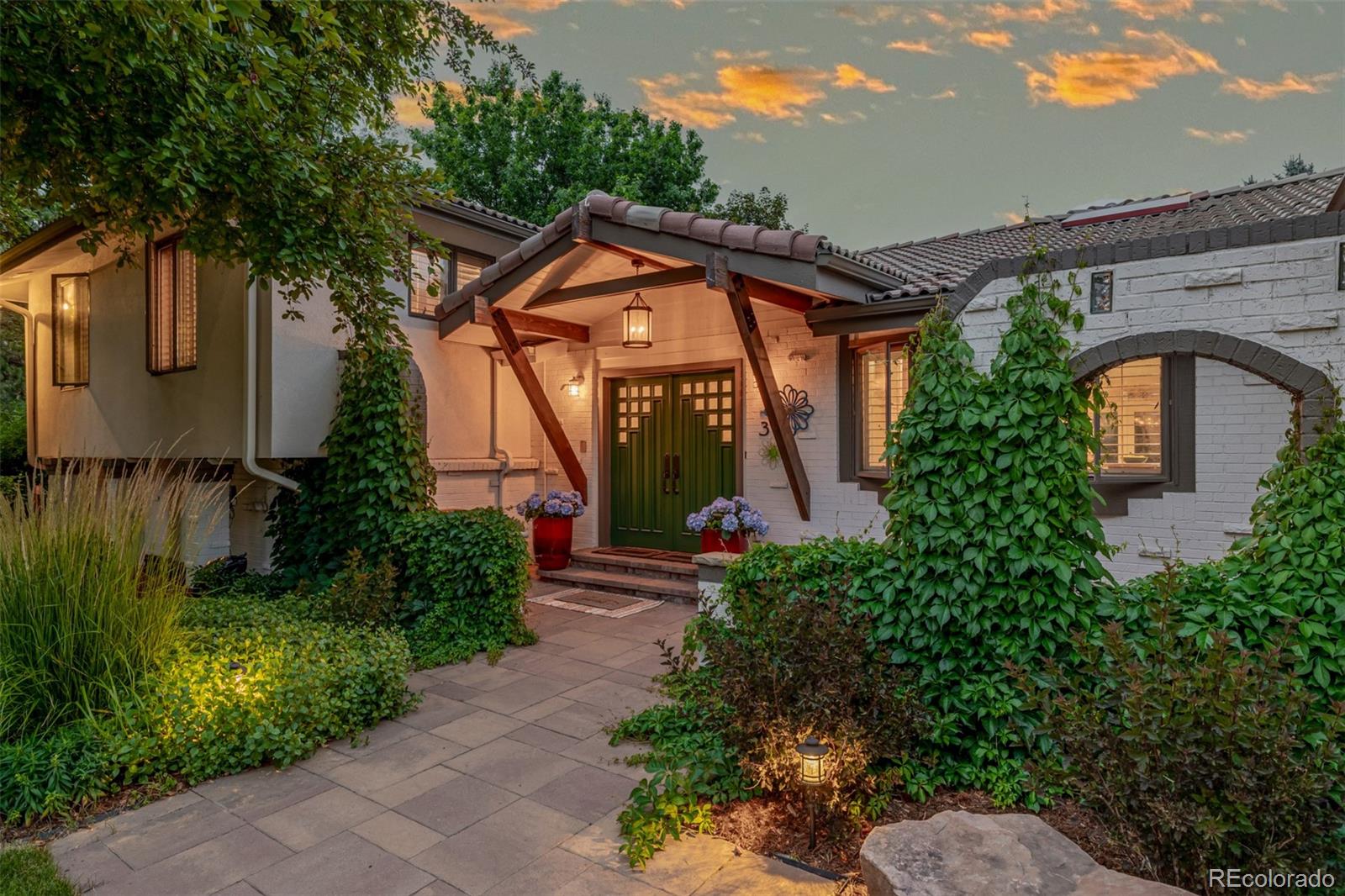 Greenwood Village, Colorado, 80121, United States, 4 Bedrooms Bedrooms, ,5 BathroomsBathrooms,Residential,Active,1888462