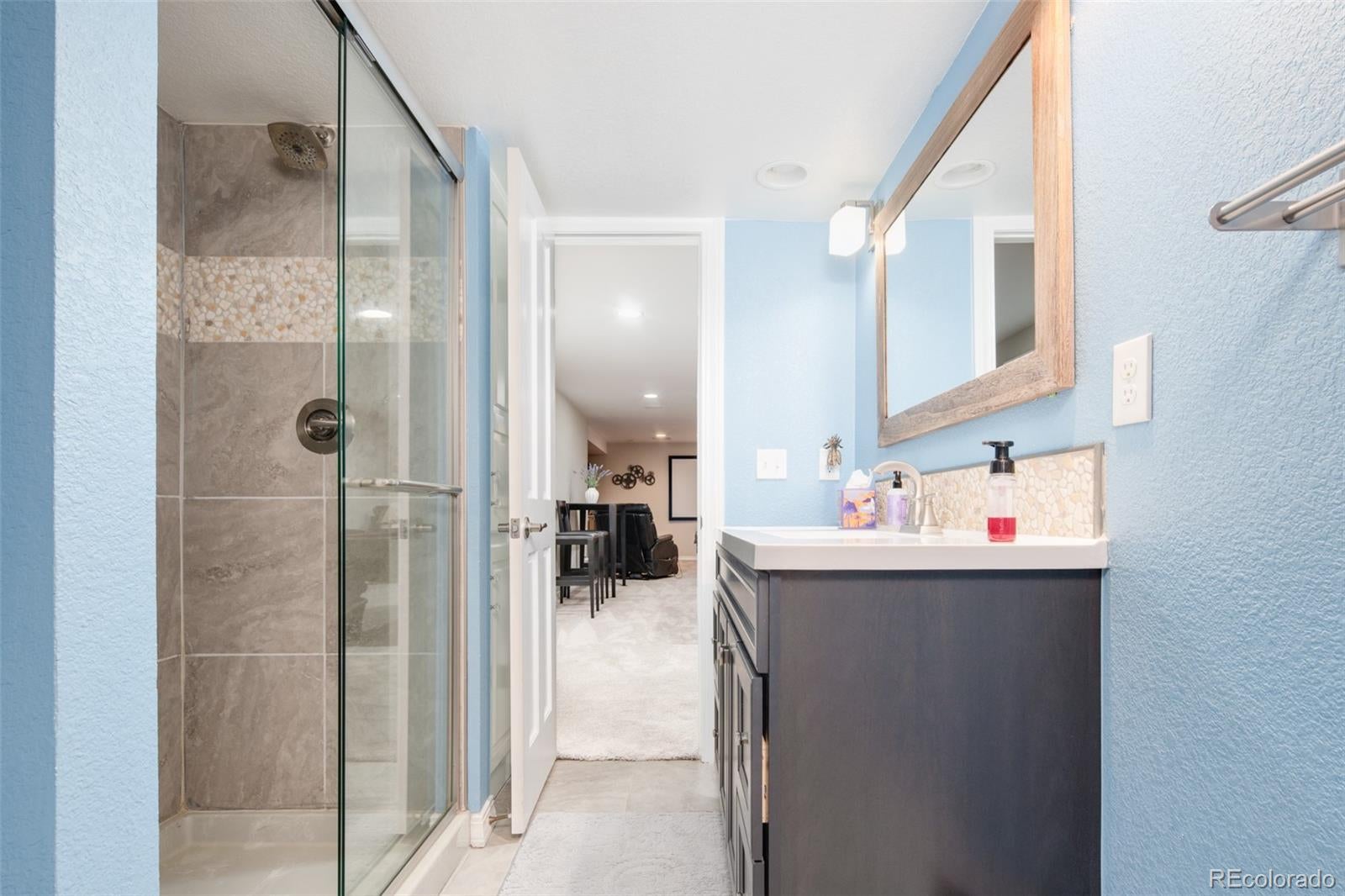 Castle Pines, Colorado, 80108, United States, 5 Bedrooms Bedrooms, ,5 BathroomsBathrooms,Residential,Active,2009383