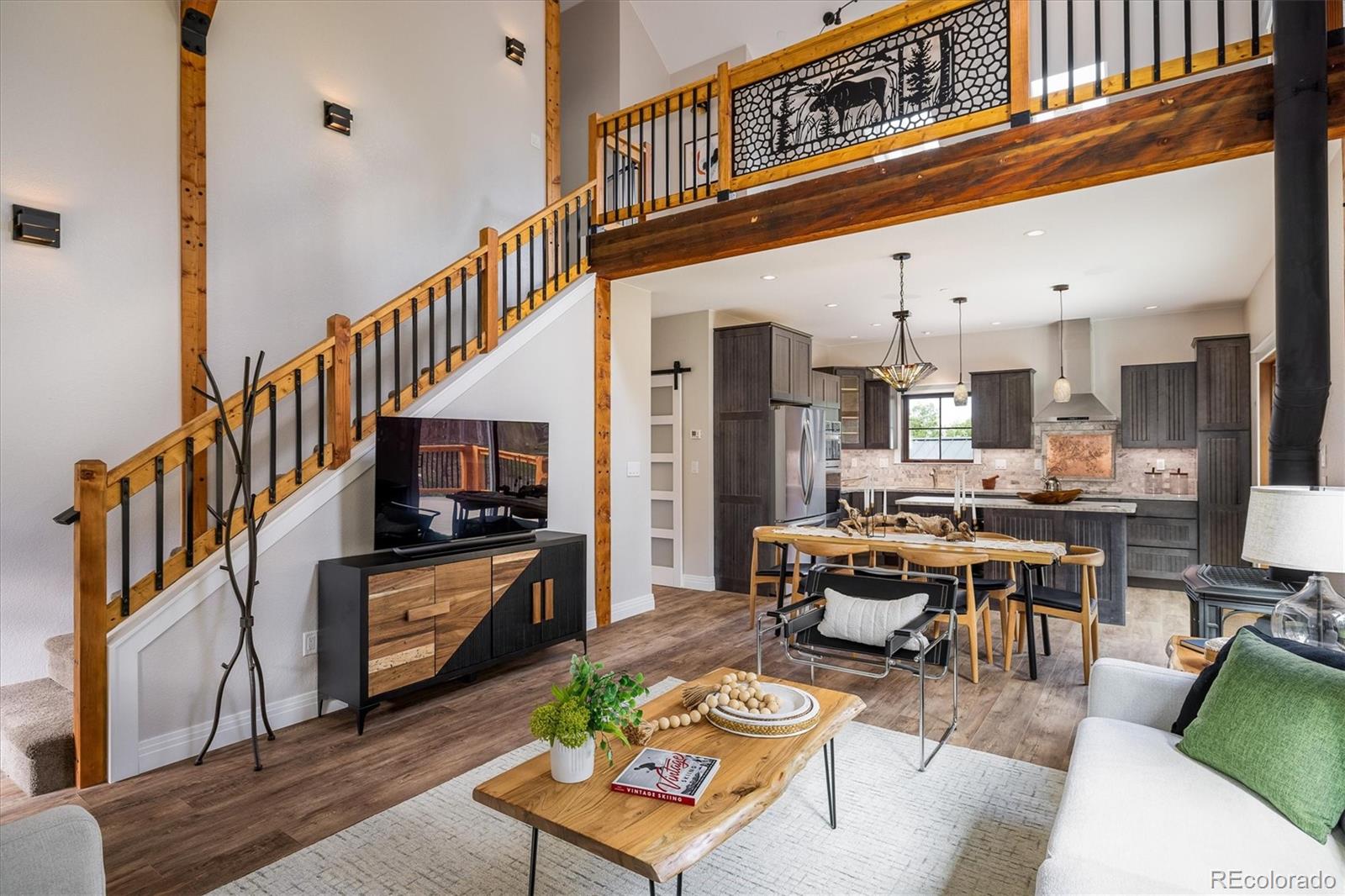 Golden, Colorado, 80403, United States, 2 Bedrooms Bedrooms, ,3 BathroomsBathrooms,Residential,Contingent,1889003