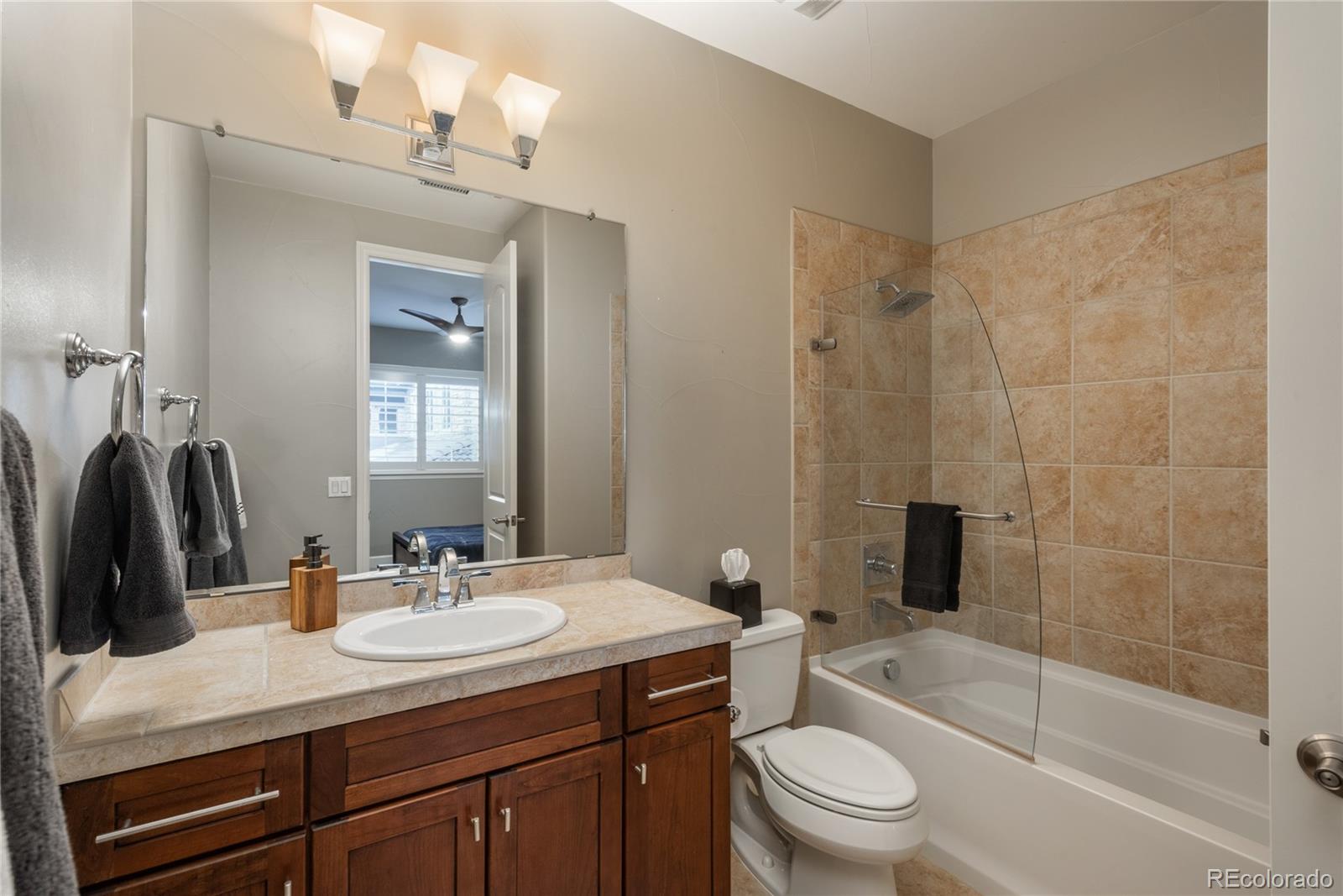 Highlands Ranch, Colorado, 80126, United States, 5 Bedrooms Bedrooms, ,7 BathroomsBathrooms,Residential,Active,2010899