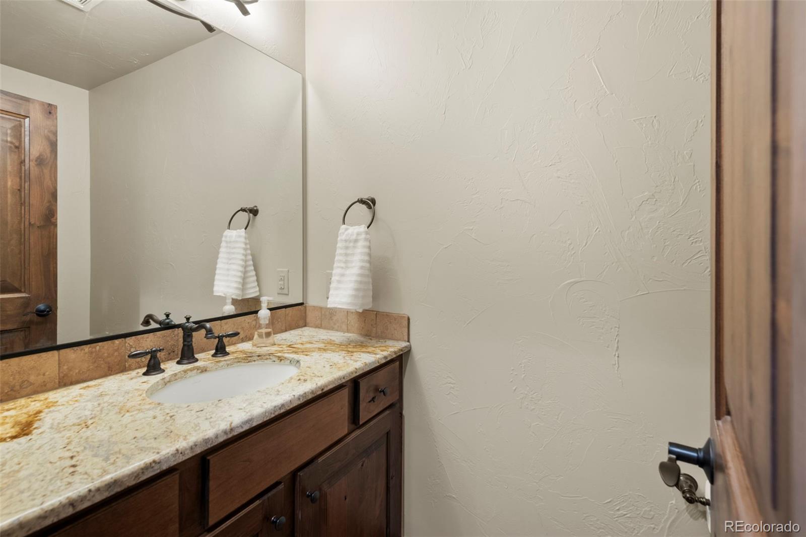 Parker, Colorado, 80134, United States, 4 Bedrooms Bedrooms, ,6 BathroomsBathrooms,Residential,Active,2007255