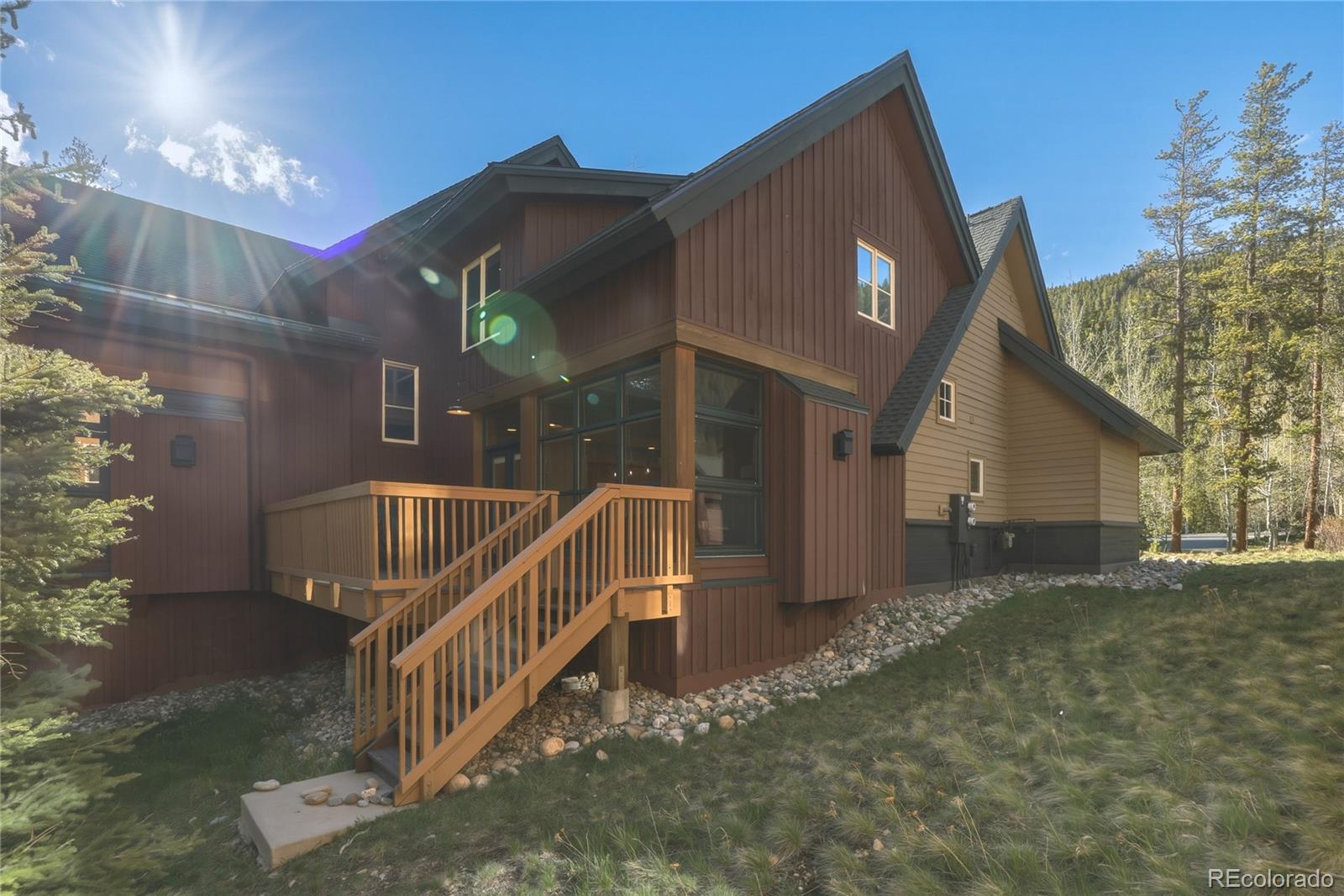 Dillon, Colorado, 80435, United States, 2 Bedrooms Bedrooms, ,3 BathroomsBathrooms,Residential,Active,2051972