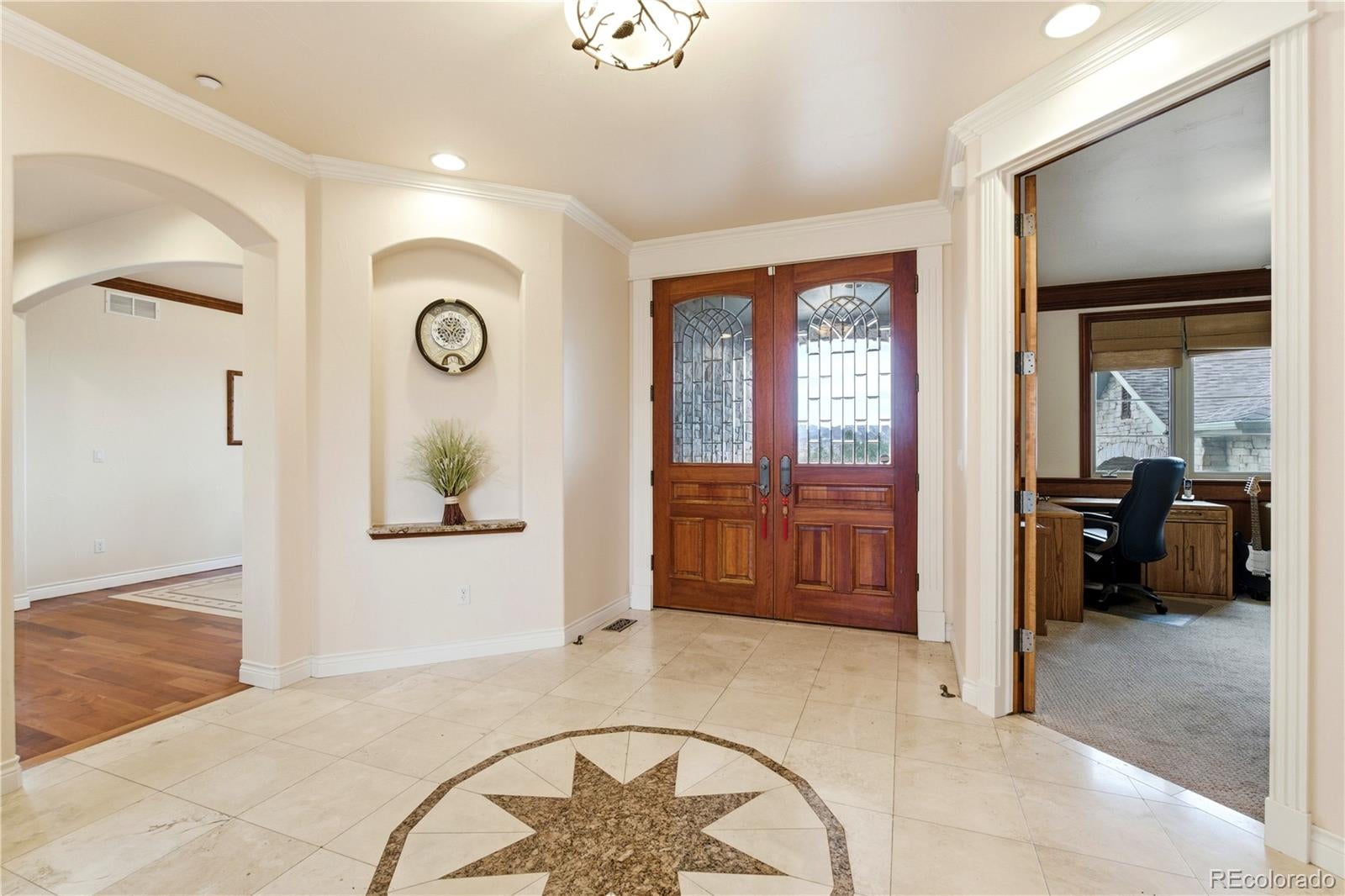 Castle Rock, Colorado, 80104, United States, 4 Bedrooms Bedrooms, ,4 BathroomsBathrooms,Residential,Active,2006935