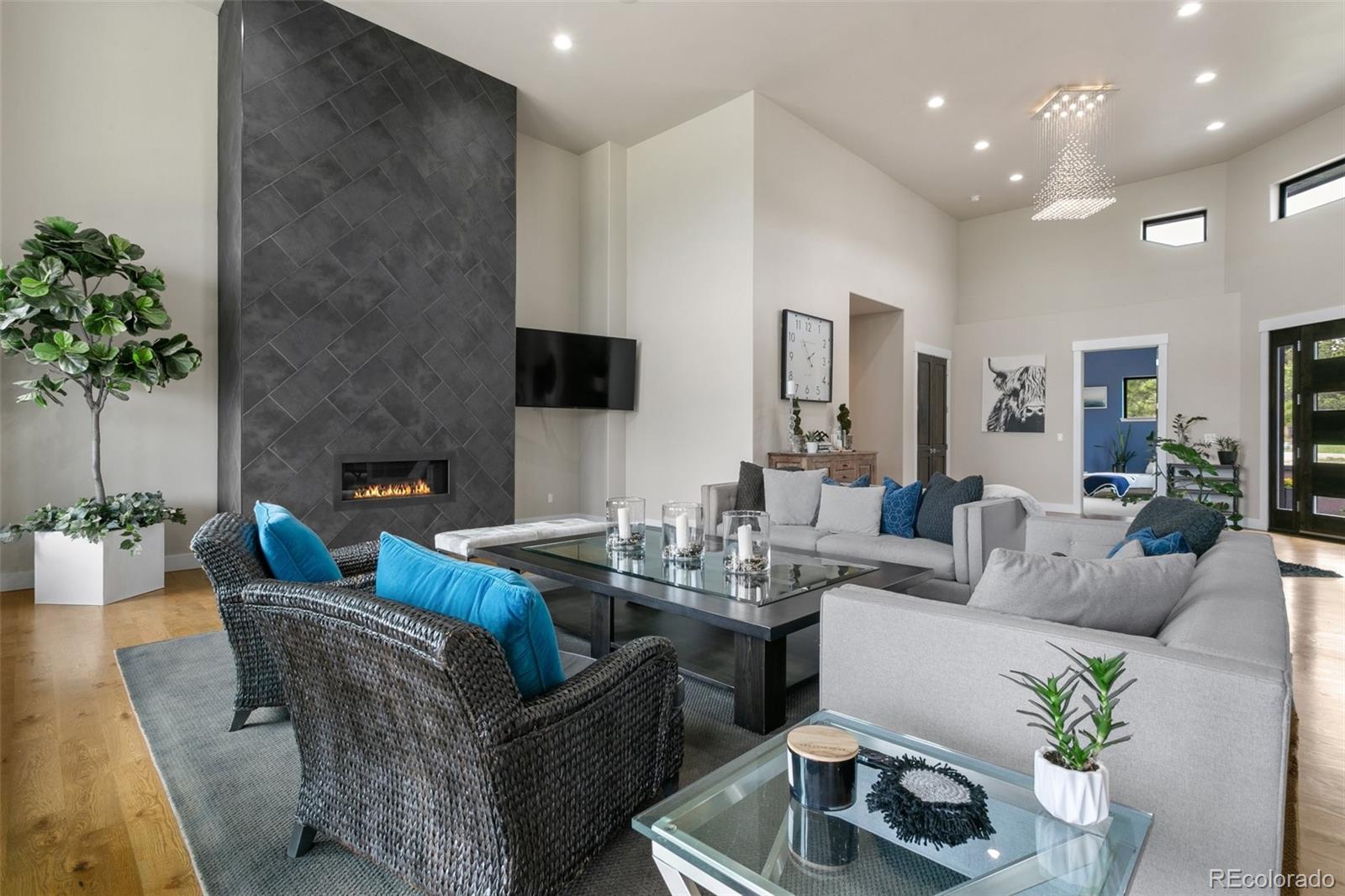 Monument, Colorado, 80132, United States, 6 Bedrooms Bedrooms, ,7 BathroomsBathrooms,Residential,Active,1992260