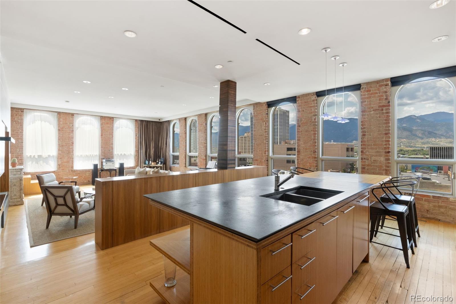 Colorado Springs, Colorado, 80903, United States, 3 Bedrooms Bedrooms, ,3 BathroomsBathrooms,Residential,Active,1944079
