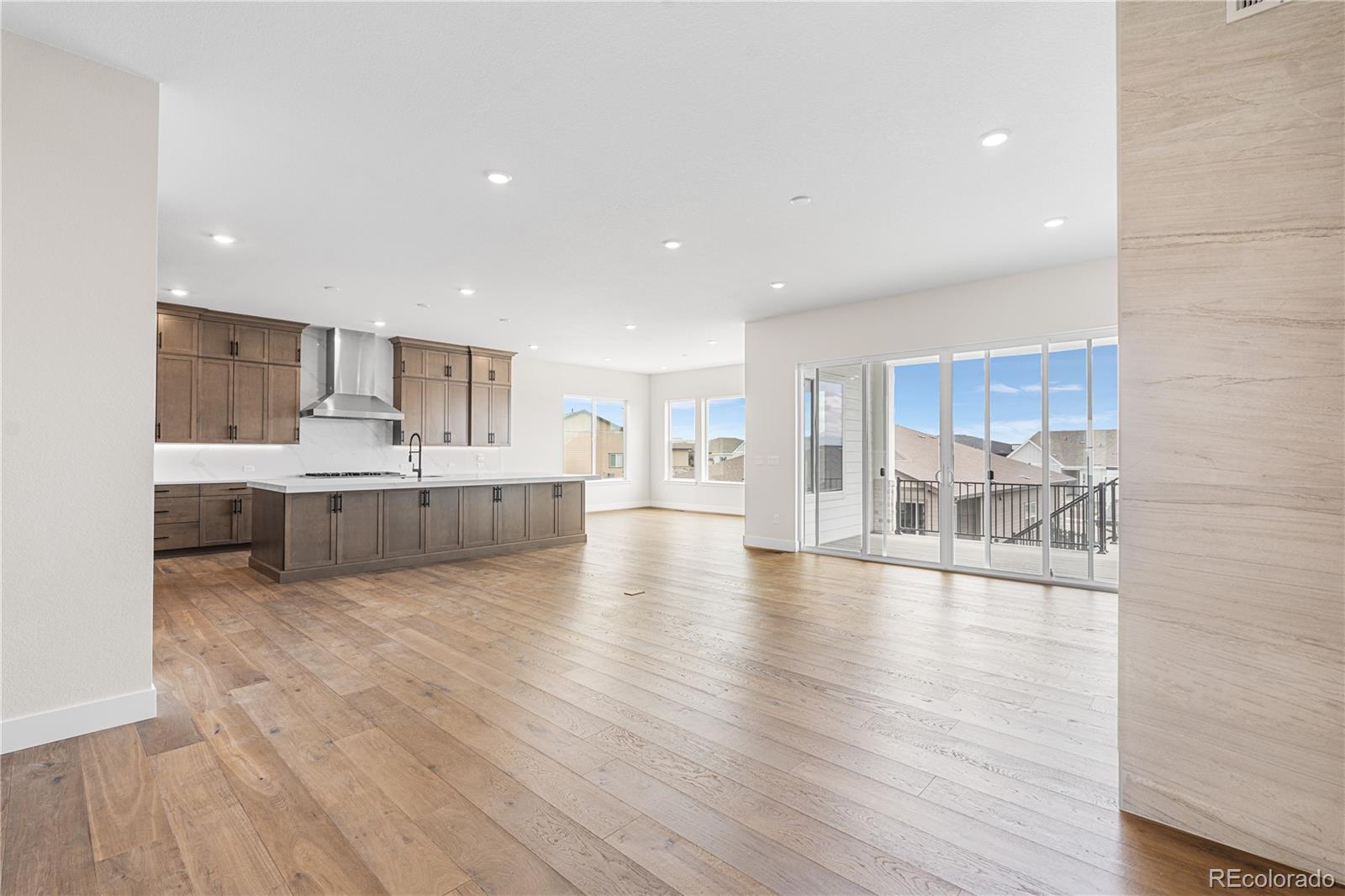 Castle Pines, Colorado, 80108, United States, ,5 BathroomsBathrooms,Residential,Active,1824040