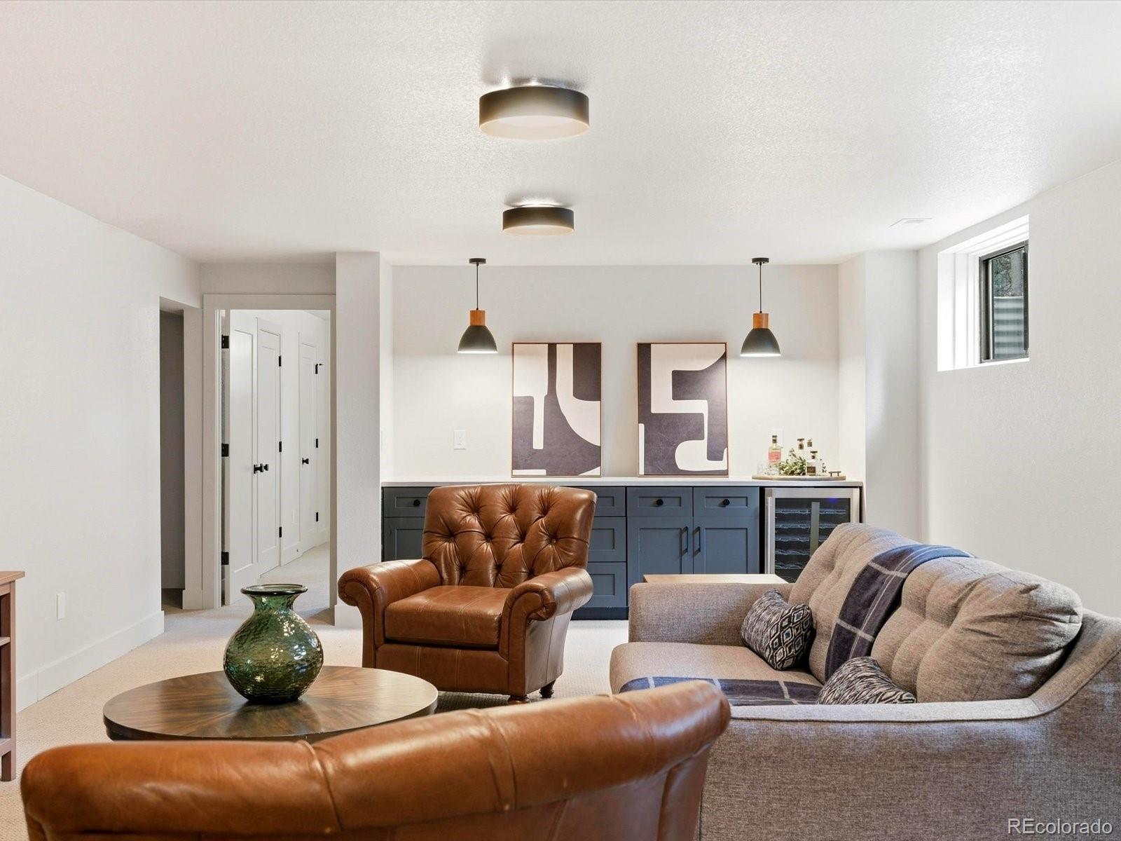 Englewood, Colorado, 80113, United States, 4 Bedrooms Bedrooms, ,5 BathroomsBathrooms,Residential,Active,2006786