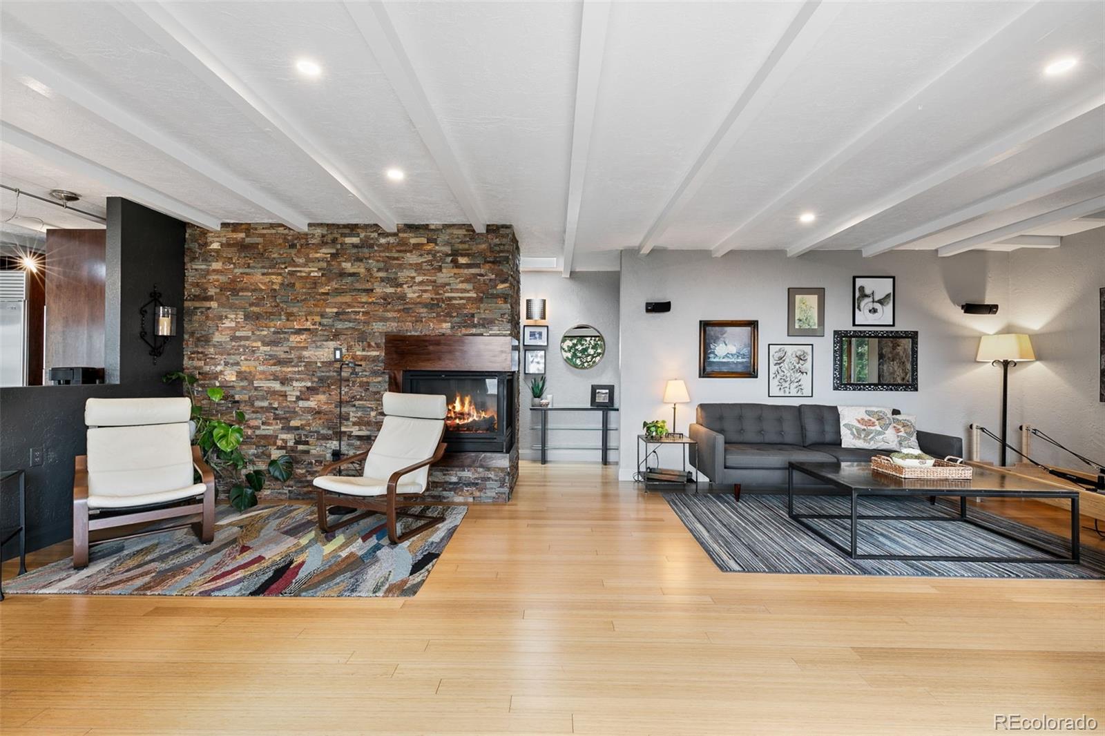 Colorado Springs, Colorado, 80906, United States, 4 Bedrooms Bedrooms, ,5 BathroomsBathrooms,Residential,Active,1936691