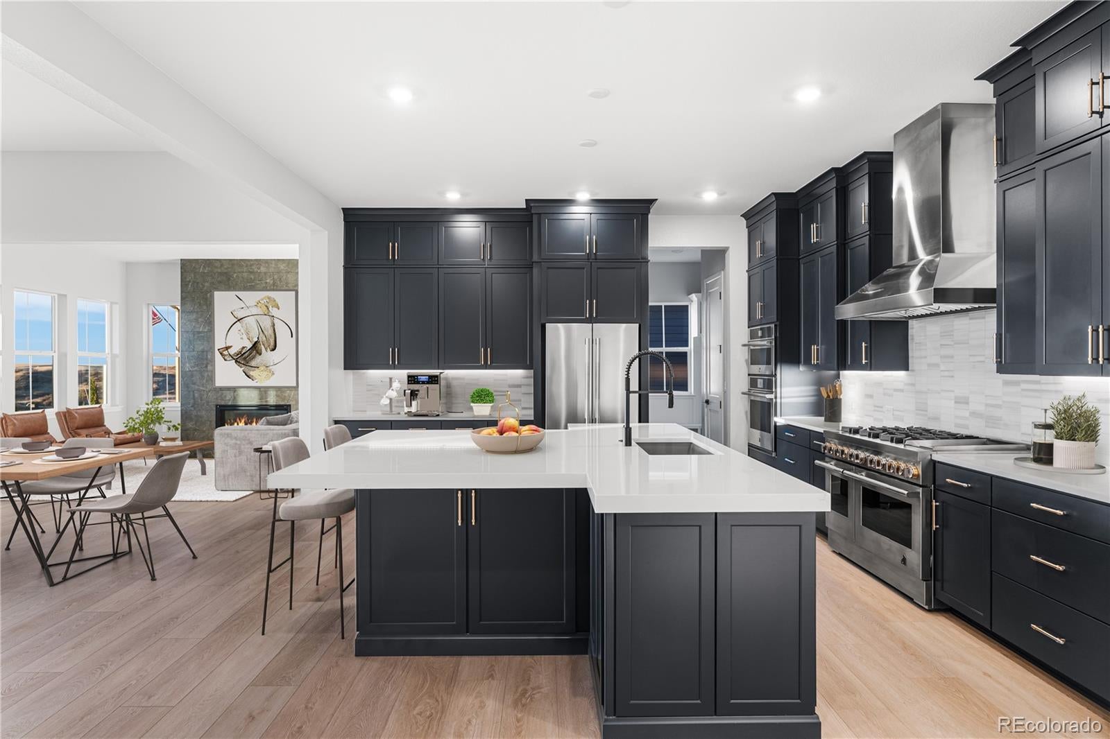 Castle Pines, Colorado, 80108, United States, 4 Bedrooms Bedrooms, ,5 BathroomsBathrooms,Residential,Active,1953011