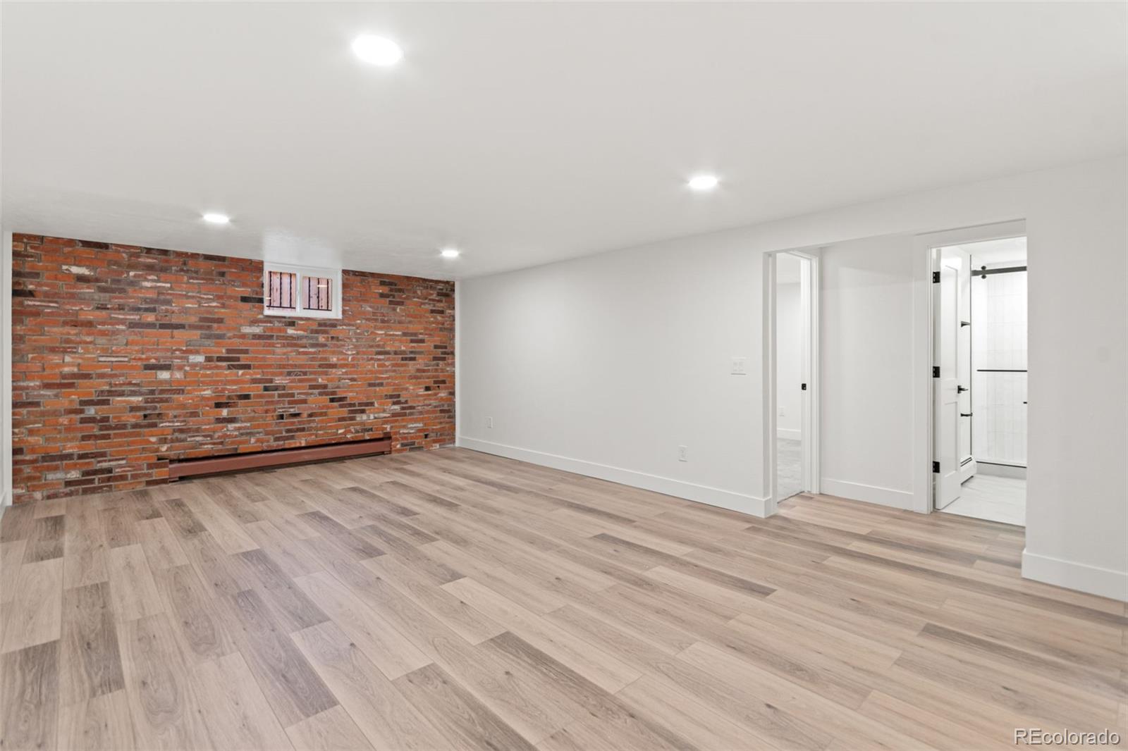 Denver, Colorado, 80237, United States, ,4 BathroomsBathrooms,Residential,Active,1894229