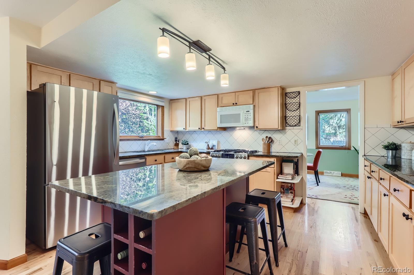 Boulder, Colorado, 80305, United States, 5 Bedrooms Bedrooms, ,4 BathroomsBathrooms,Residential,Contingent,1944042