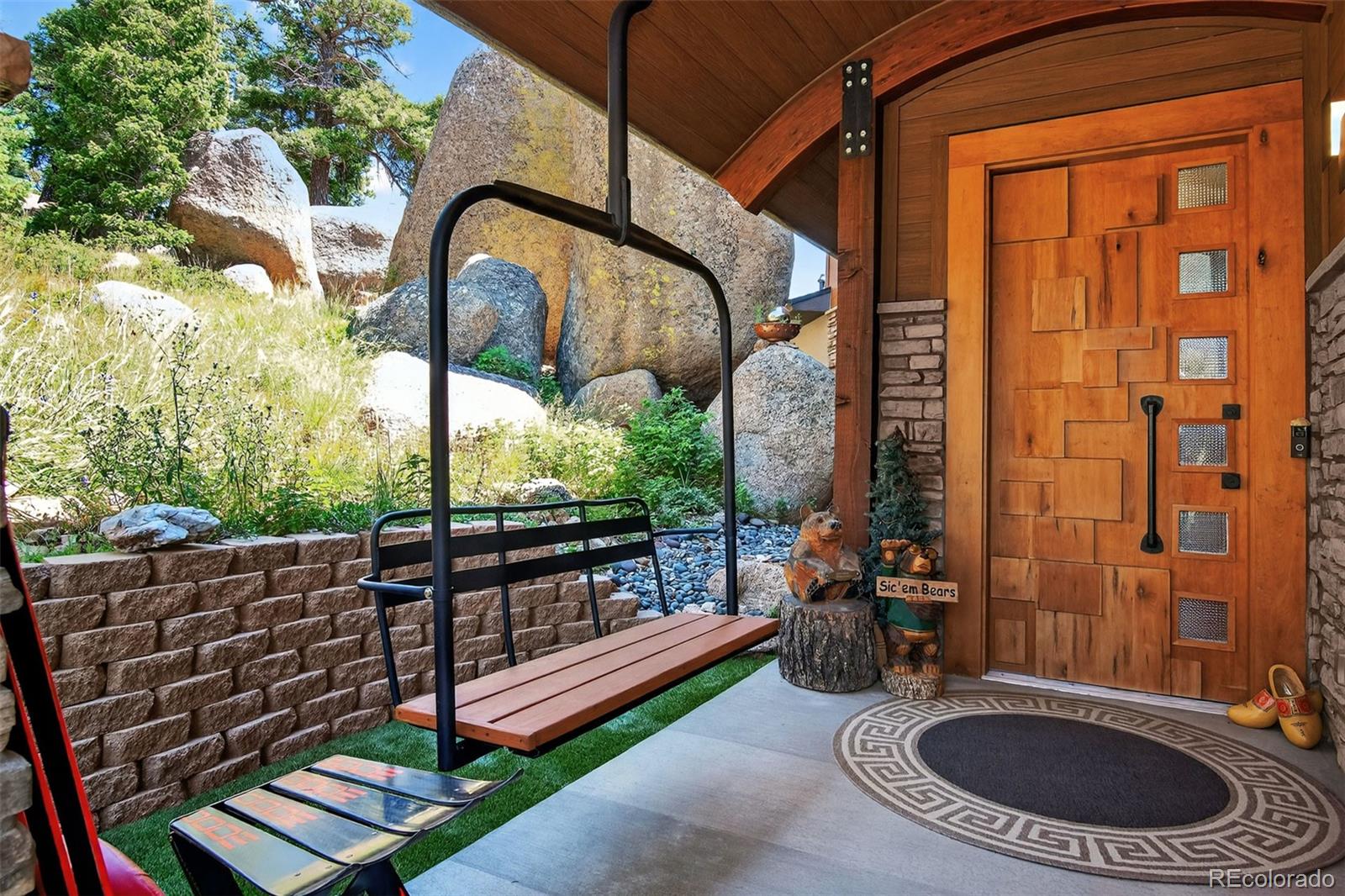 Manitou Springs, Colorado, 80829, United States, 4 Bedrooms Bedrooms, ,3 BathroomsBathrooms,Residential,Active,1933732