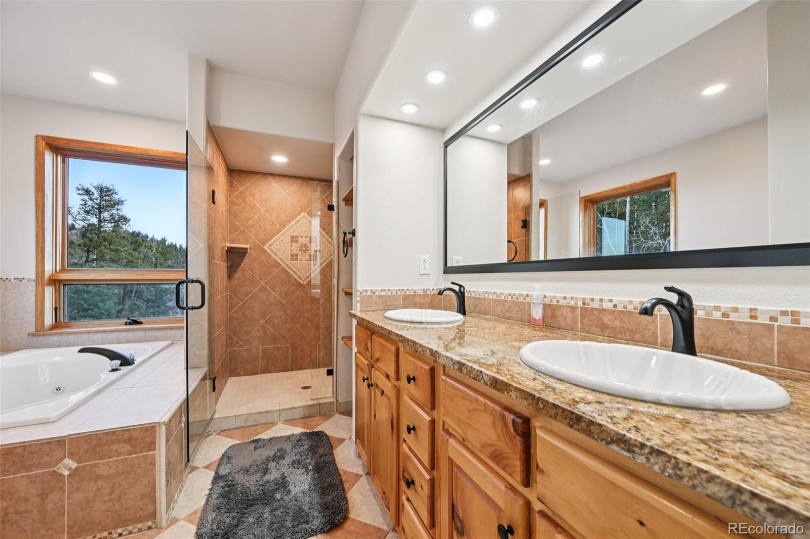 Manitou Springs, Colorado, 80829, United States, 6 Bedrooms Bedrooms, ,6 BathroomsBathrooms,Residential,Active,1997562