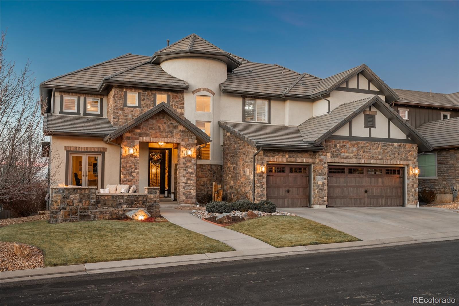 Highlands Ranch, Colorado, 80126, United States, 5 Bedrooms Bedrooms, ,6 BathroomsBathrooms,Residential,Active,2015841