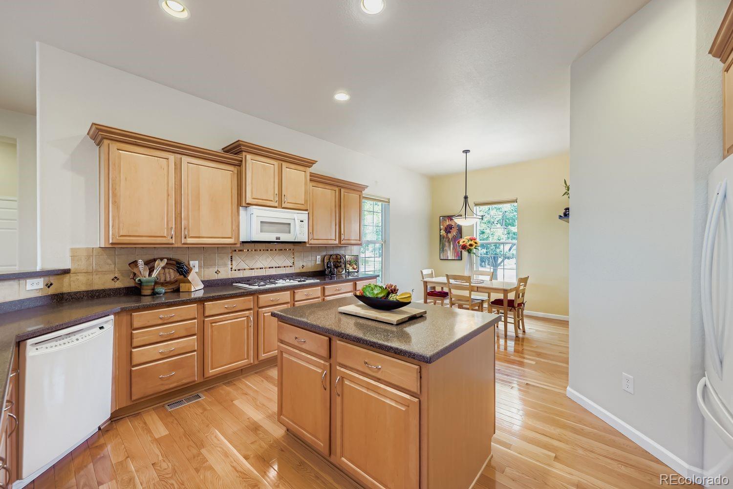 Broomfield, Colorado, 80023, United States, 3 Bedrooms Bedrooms, ,4 BathroomsBathrooms,Residential,Active,1944023