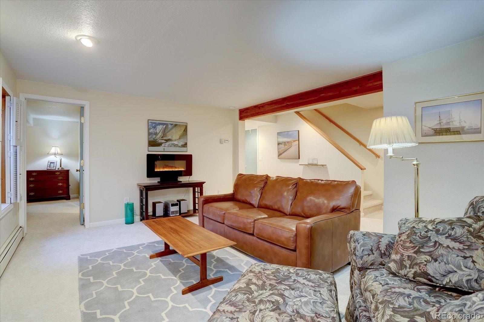 Boulder, Colorado, 80302, United States, 3 Bedrooms Bedrooms, ,4 BathroomsBathrooms,Residential,Active,2008273