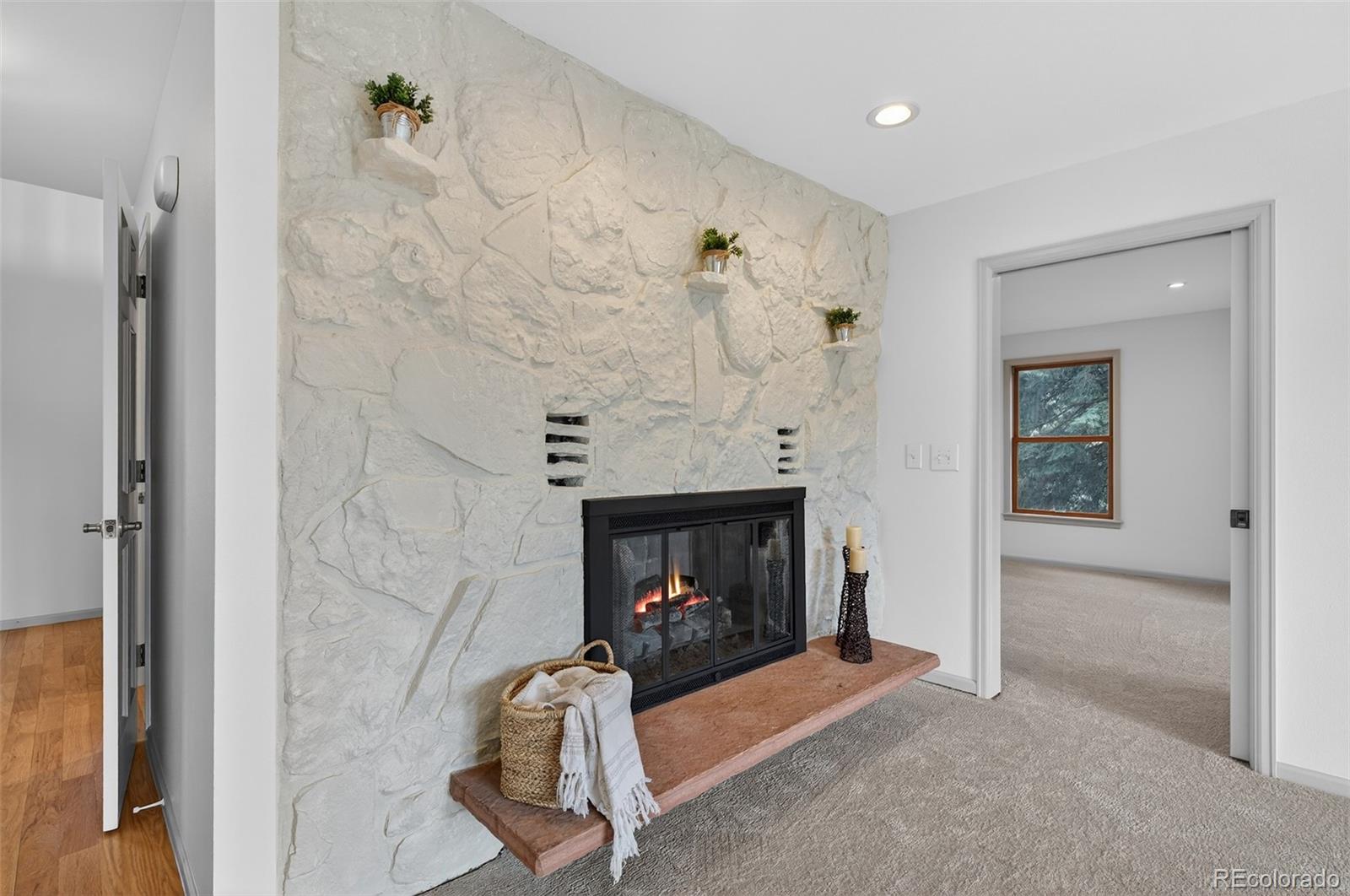 Littleton, Colorado, 80127, United States, 5 Bedrooms Bedrooms, ,4 BathroomsBathrooms,Residential,Active,2022655