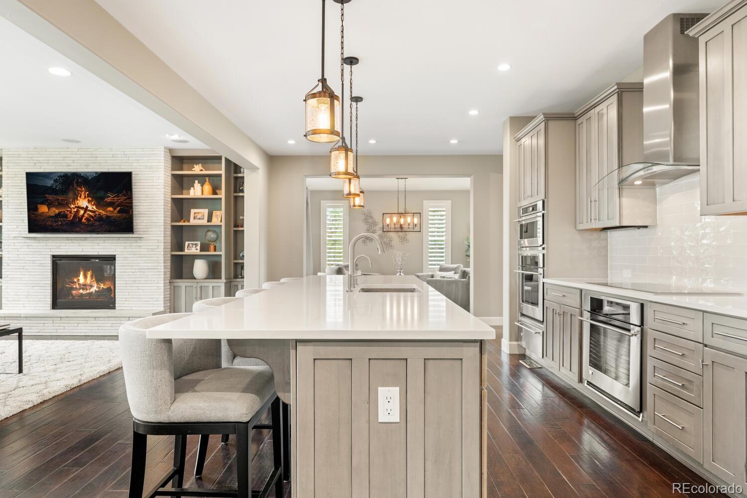 Highlands Ranch, Colorado, 80126, United States, 5 Bedrooms Bedrooms, ,7 BathroomsBathrooms,Residential,Active,2010899